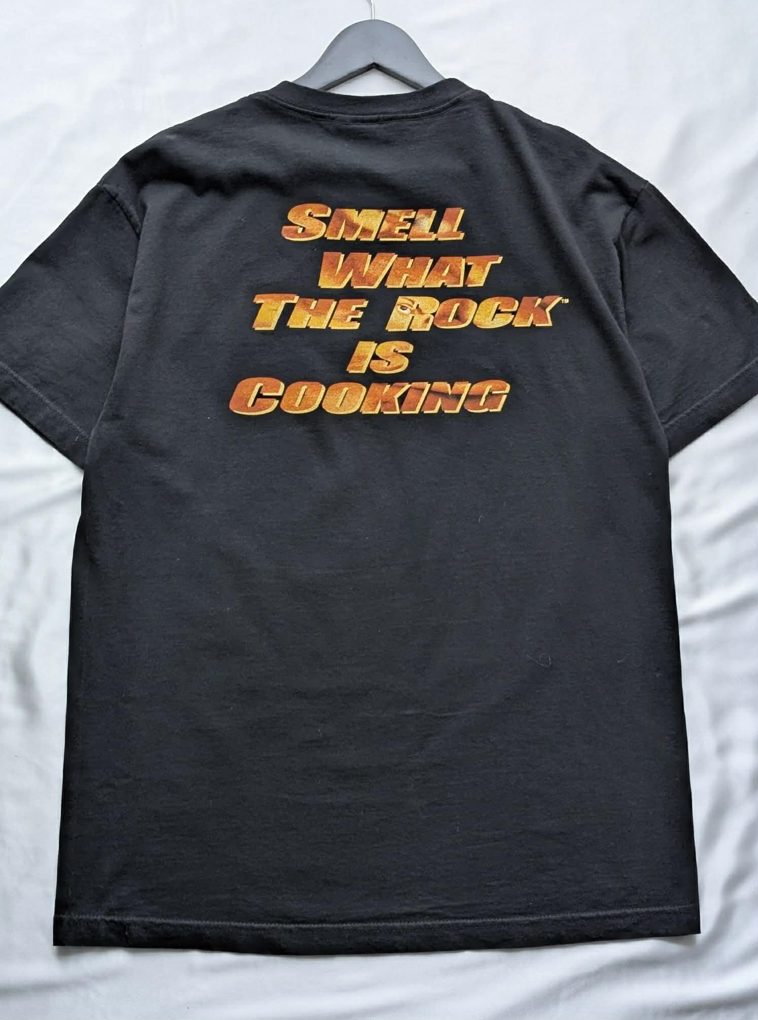 AAA Vintage WWF Wrestling ROCK HARD Dwayne Johnson 2000 t-shirt Size US L / EU 52-54 / 3 - 6 Thumbnail