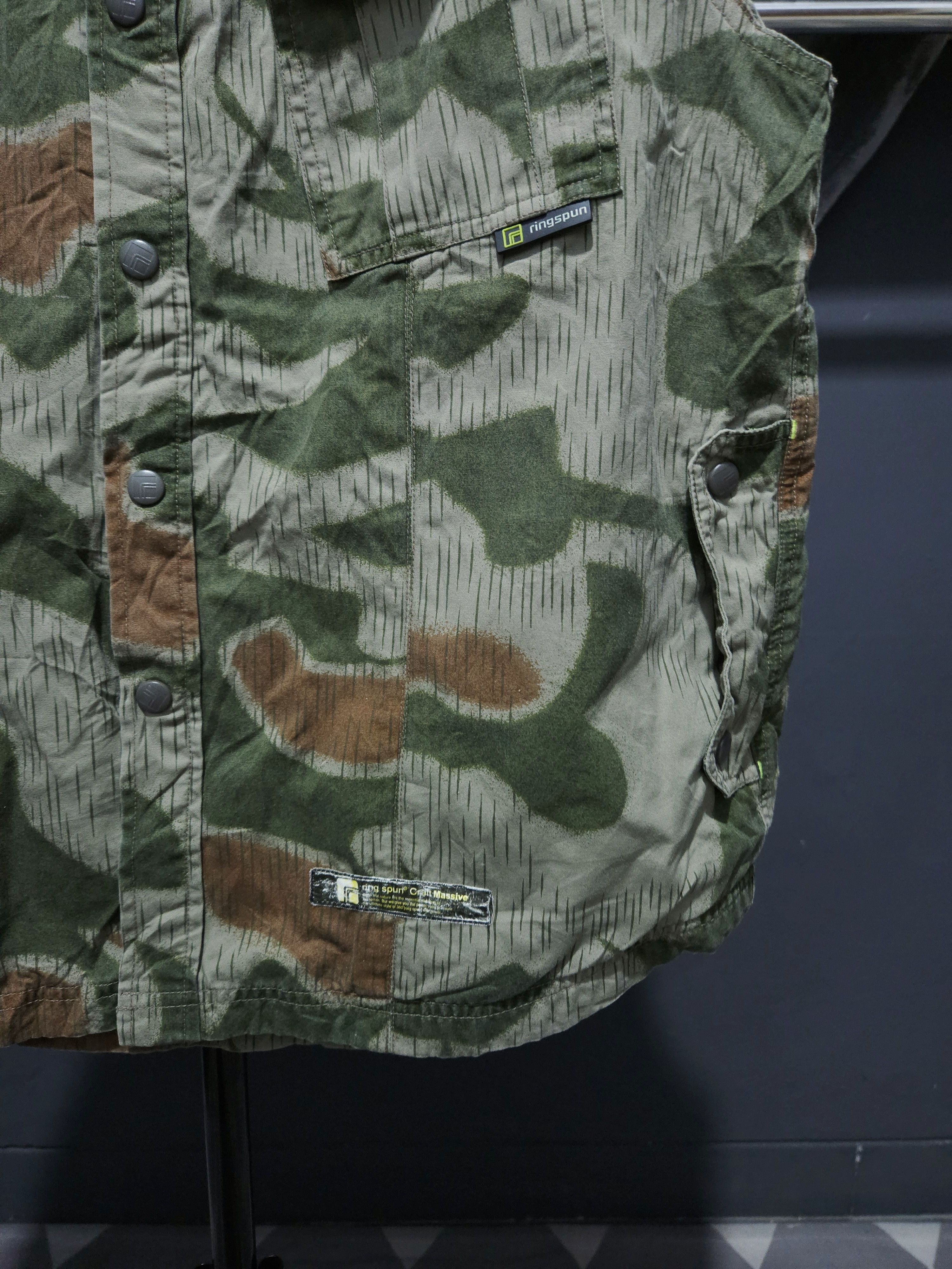 Ringspun Ringspun Camouflage Hunting Vest Size US M / EU 48-50 / 2 - 5 Thumbnail