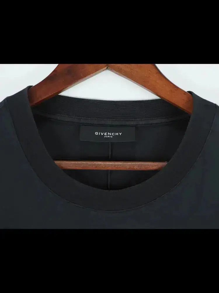 Givenchy Givenchy 12FW Tisci Pin Girl Tee-2505 Size US L / EU 52-54 / 3 - 5 Thumbnail
