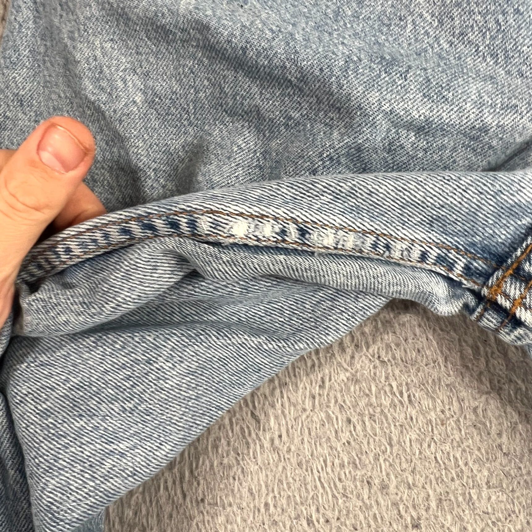 Levi's VINTAGE Levi's 550 Jeans Mens 36x34 Relaxed Tapered 90s Denim Blue 5-Pocket Mens Jeans Size US 36 / EU 52 - 5 Thumbnail