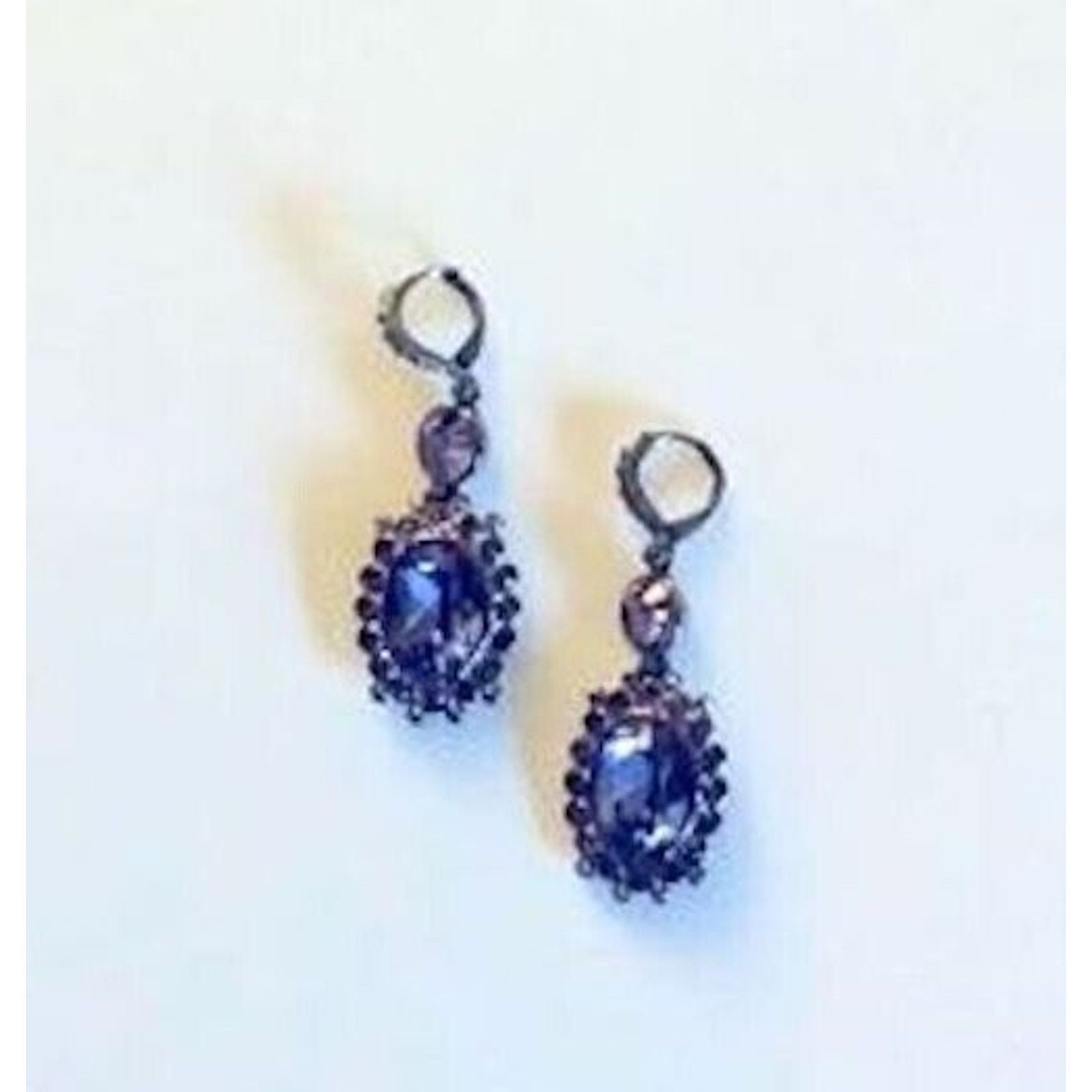 Givenchy GIVENCHY TEARDROP Leverback Dangle EARRINGS Size-@ 2” Length Size ONE SIZE - 4 Thumbnail