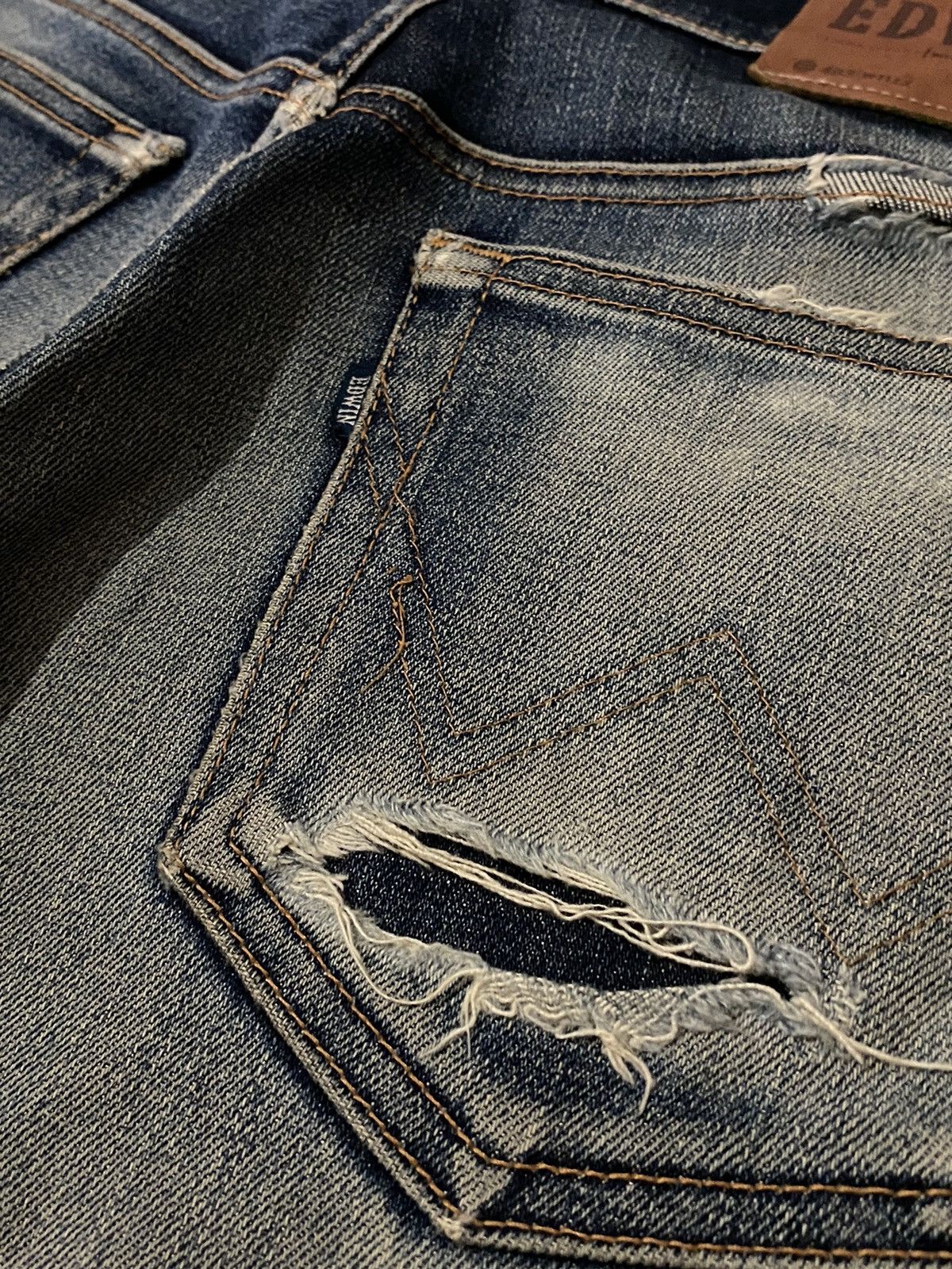 Vintage Edwin 403 W-Flex Dirty Washed Distress Straight Cut