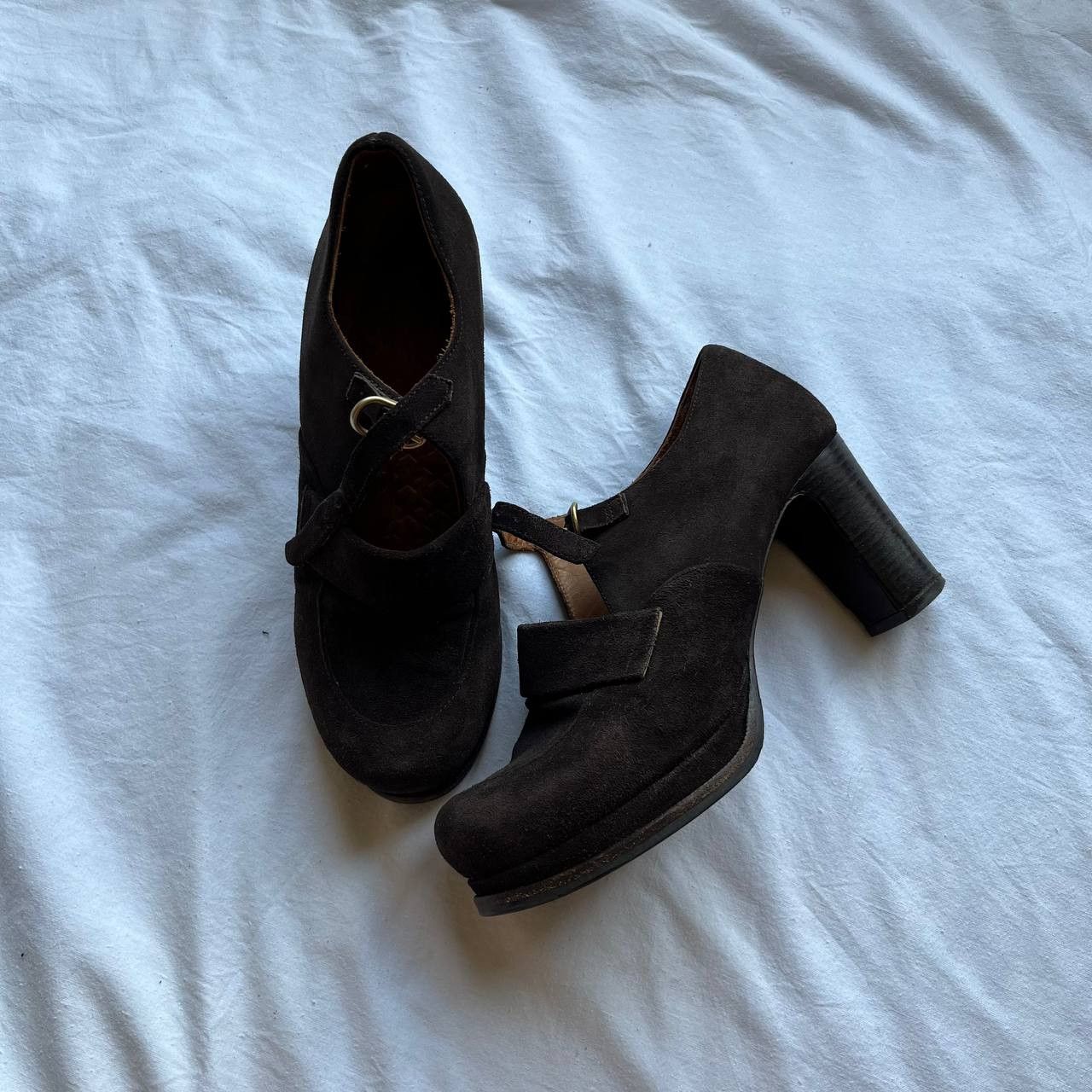 Chie Mihara vintage brown suede Mary Jane heels
