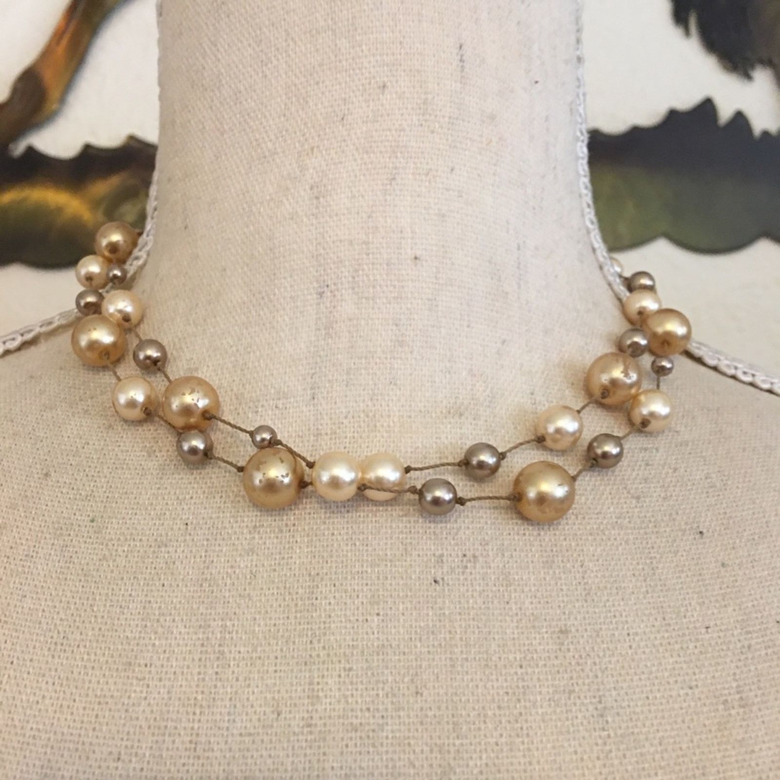 Vintage Elegant double strand floating pearl necklace Size ONE SIZE - 1 Thumbnail