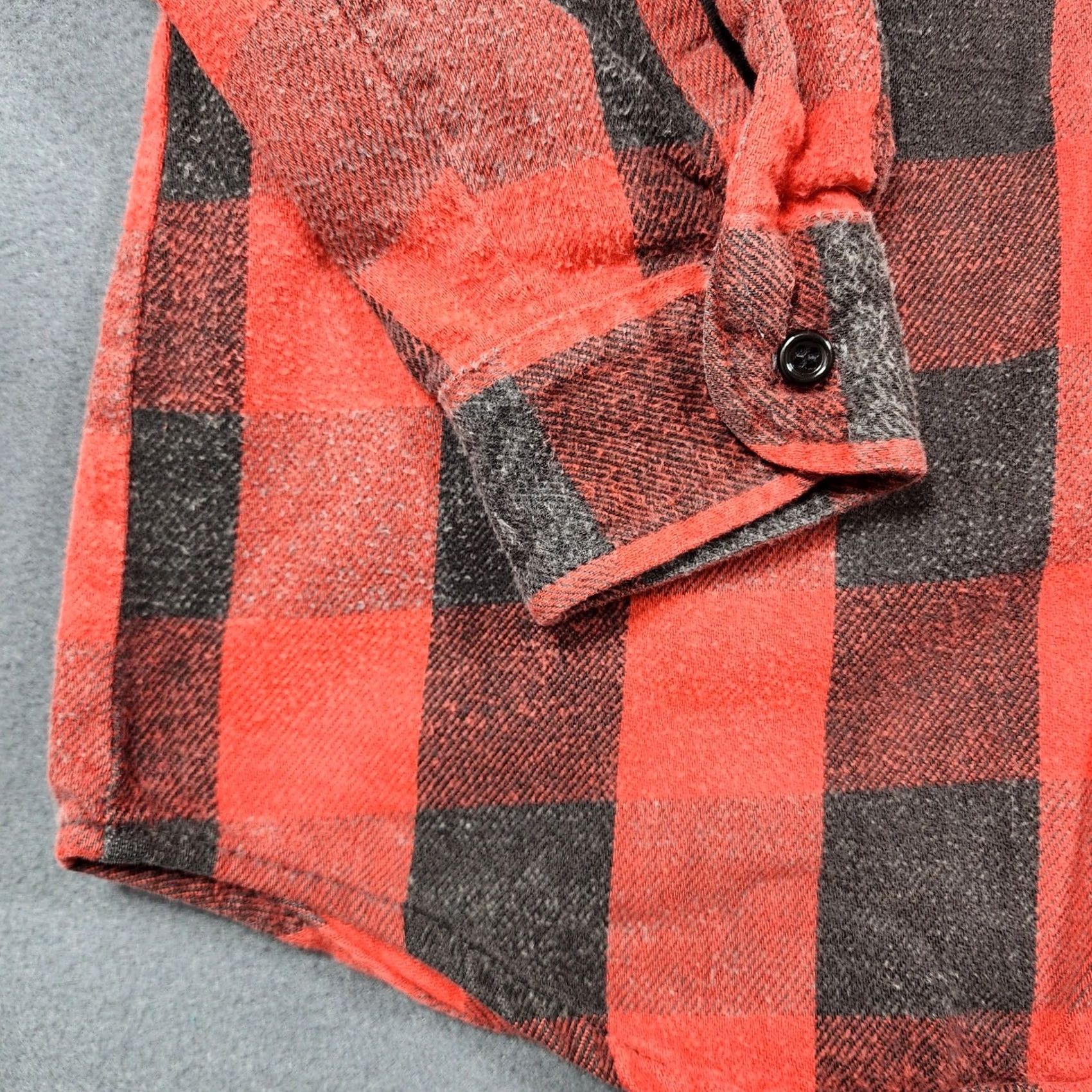 Vintage VINTAGE OshKosh Flannel Shirt Medium Buffalo Plaid Shacket Woodsman Mens Size US M / EU 48-50 / 2 - 8 Thumbnail