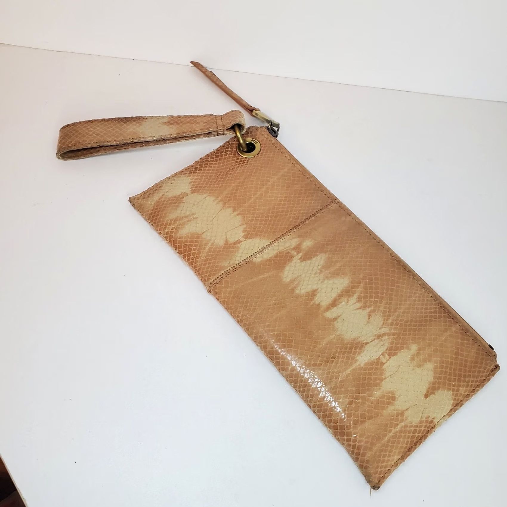 Vintage VINTAGE Hobo Wristlet Clutch Peach Pink Snakeskin Purse City Chic Retro Bag Medium Womens Size ONE SIZE - 3 Thumbnail