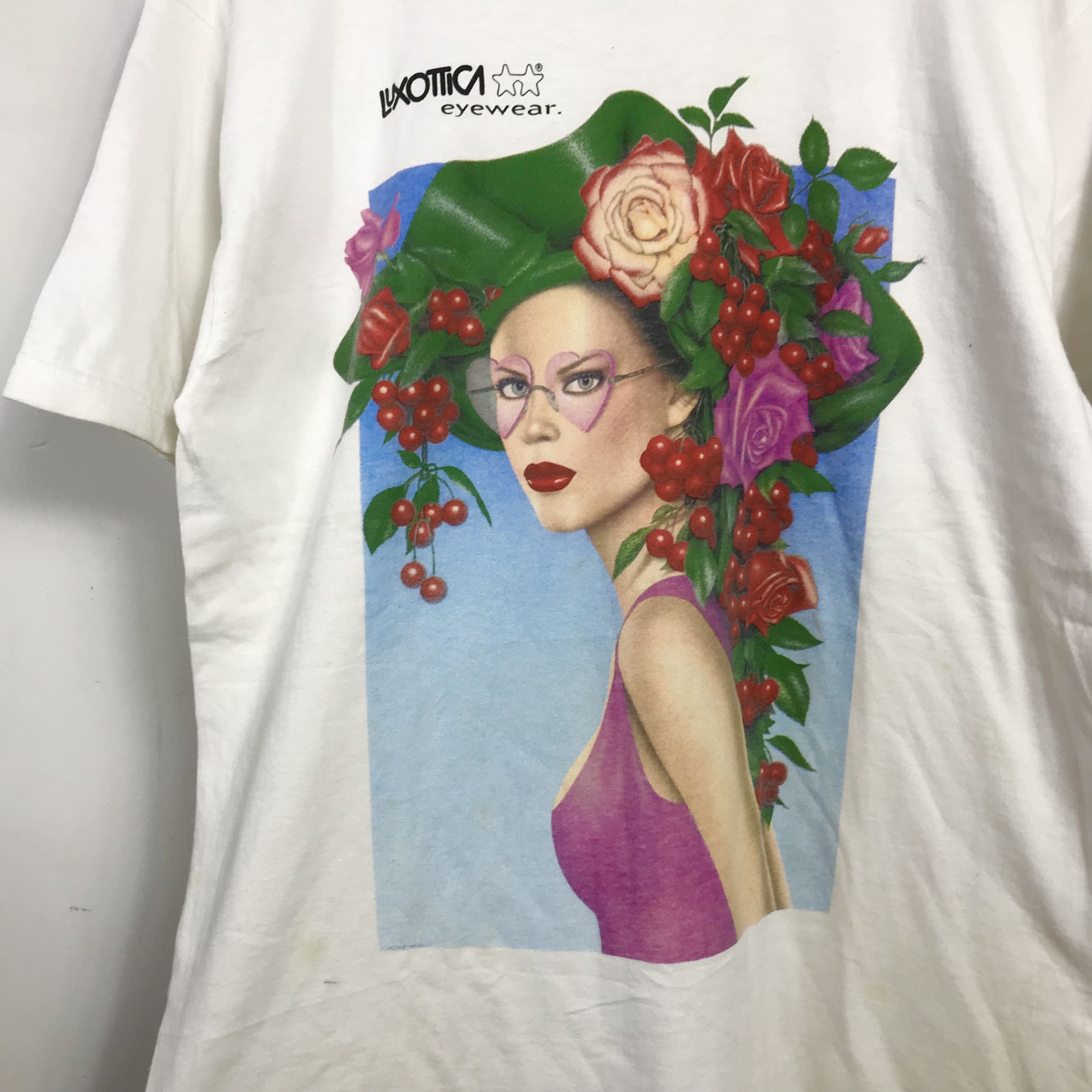Vintage Vintage 1995 Luxxotica Eyewear Tee art shirt Size US L / EU 52-54 / 3 - 4 Thumbnail