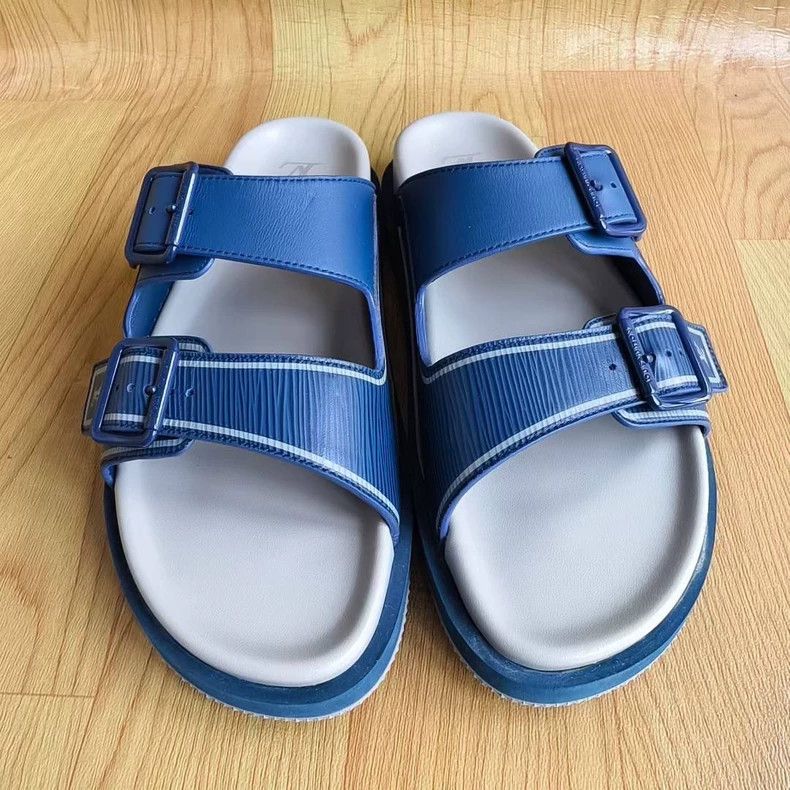 Louis Vuitton Louis Vuitton Trainer wear-resistant slipper Size US 10 / EU 43 - 2 Thumbnail
