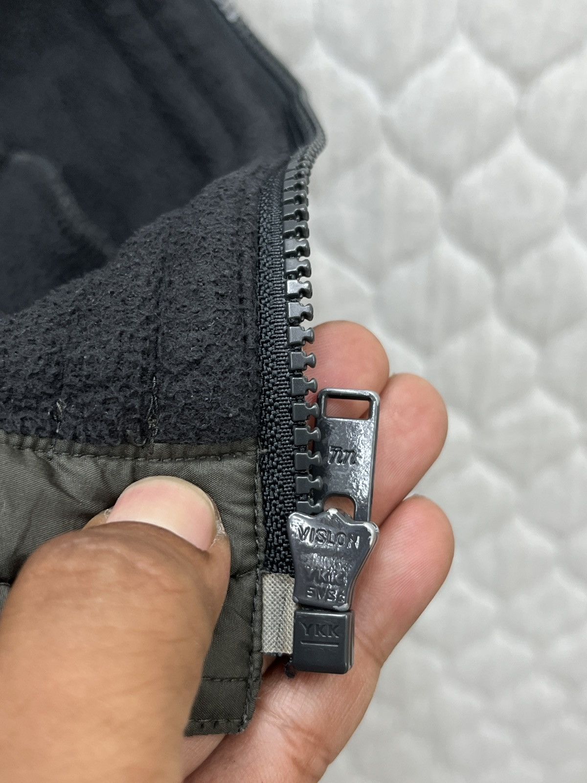 Undercover 🔥🔥🔥ARCHIVE UNDERCOVER X UNIQLO FLEECE JACKET Size M / US 6-8 / IT 42-44 - 15 Thumbnail