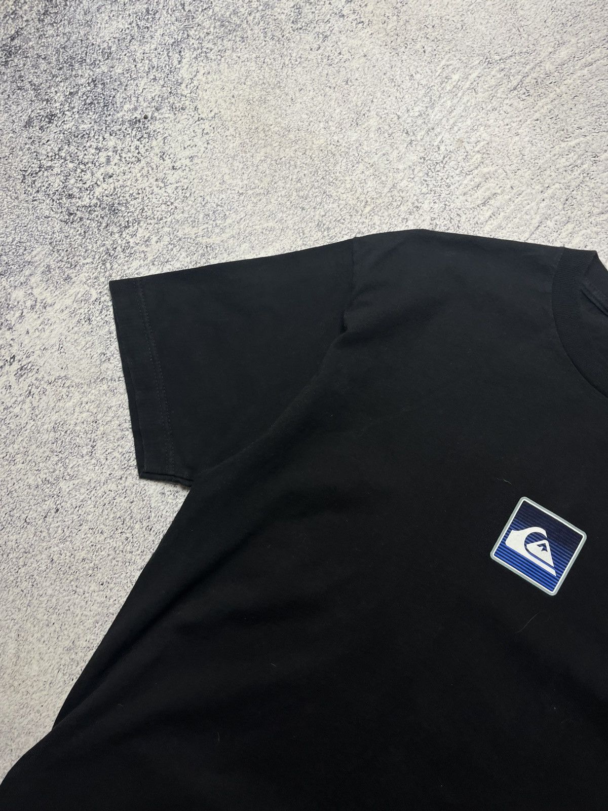 Quiksilver Vintage Quiksilver Big Logo Black T Shirt Y2K Rare Size US L / EU 52-54 / 3 - 11 Thumbnail