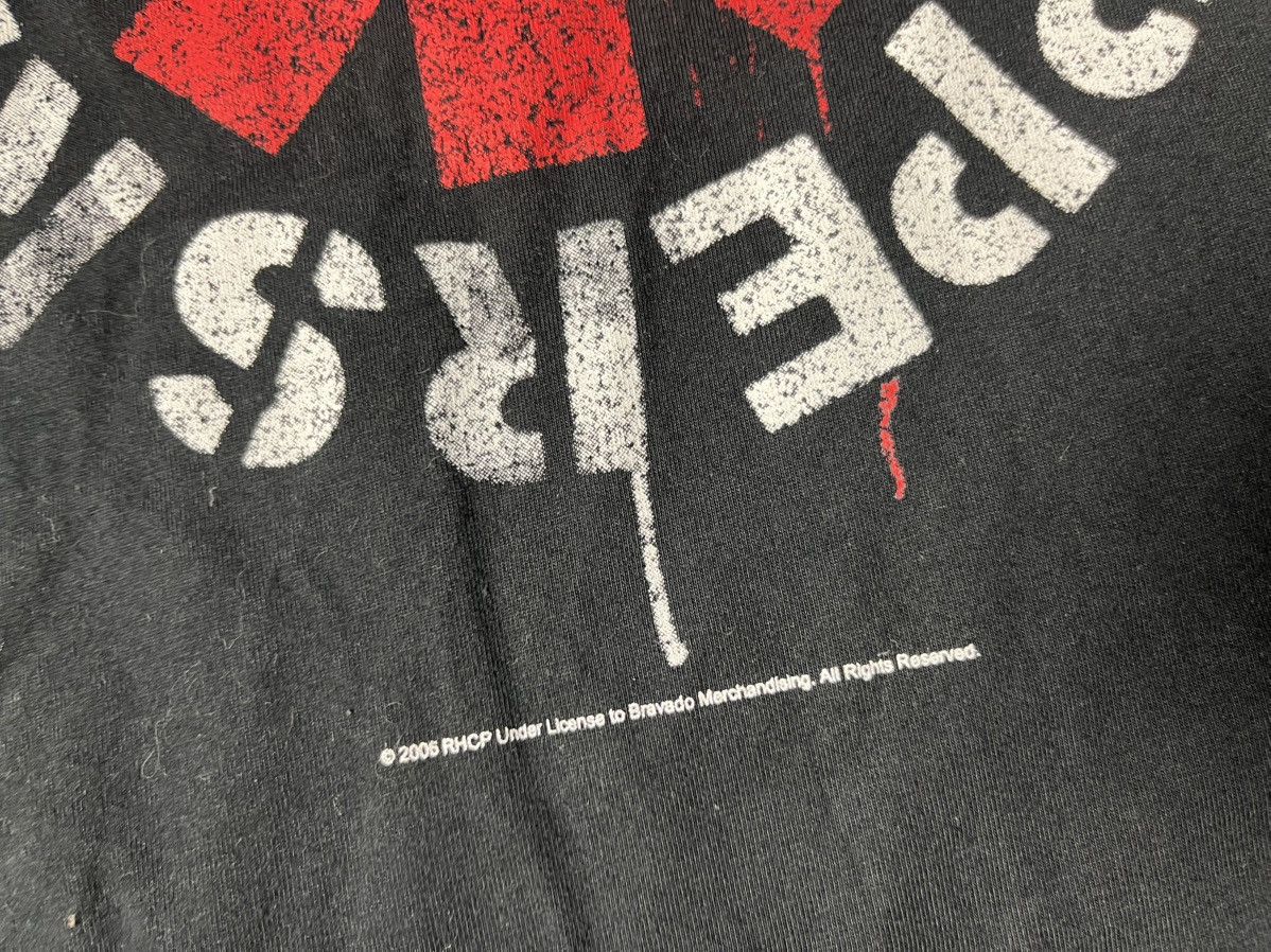 Band Tees Red Hot Chili Peppers Tshirt rock band 2006 size Small Size US S / EU 44-46 / 1 - 4 Thumbnail