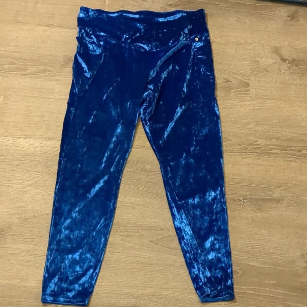 Fabletics Fabletics blue crushed velour crossover leggings size 3x Size 35" - 1 Thumbnail