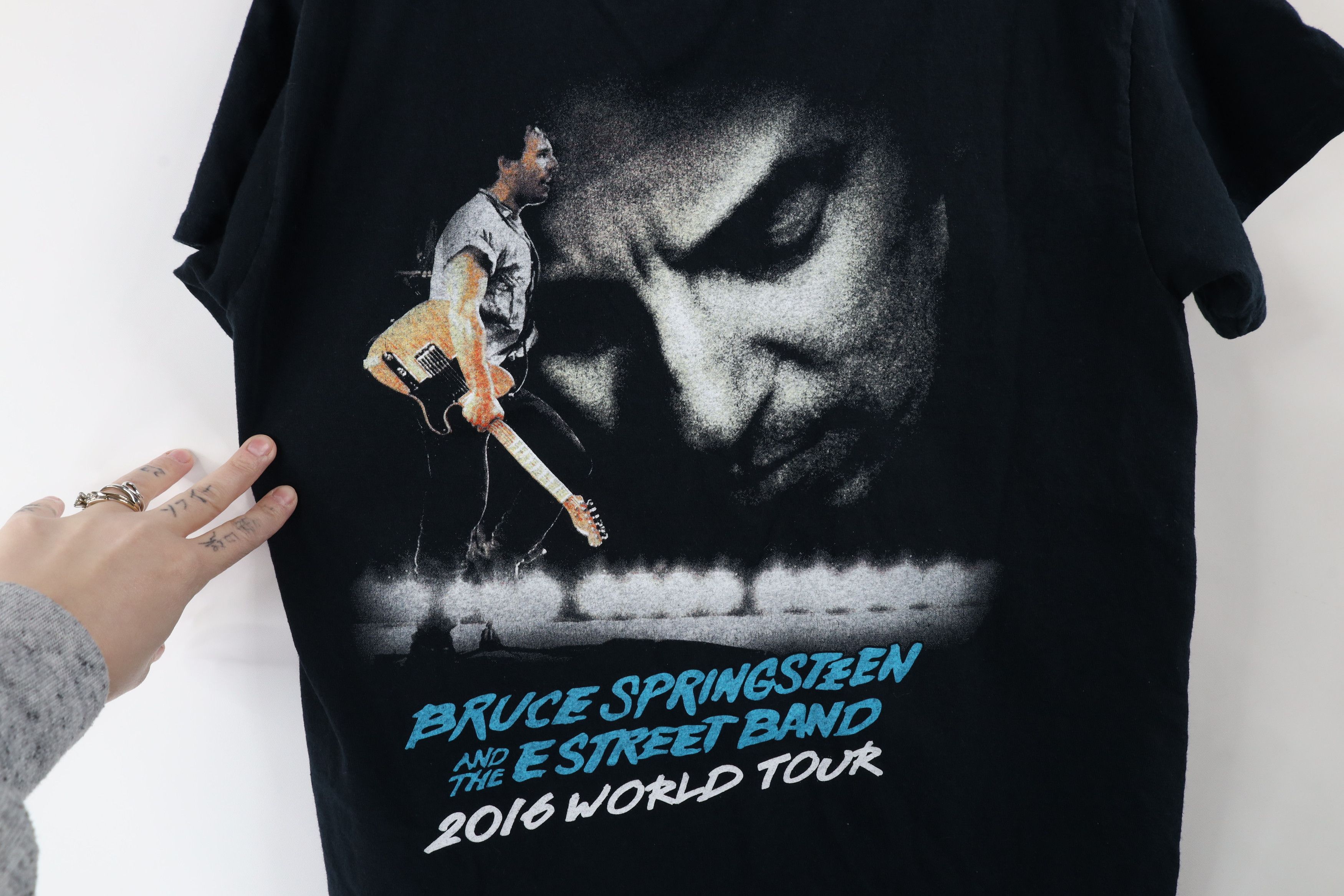 Vintage Vintage Y2K Bruce Springsteen and the E Street Band T-Shirt Size US M / EU 48-50 / 2 - 4 Thumbnail