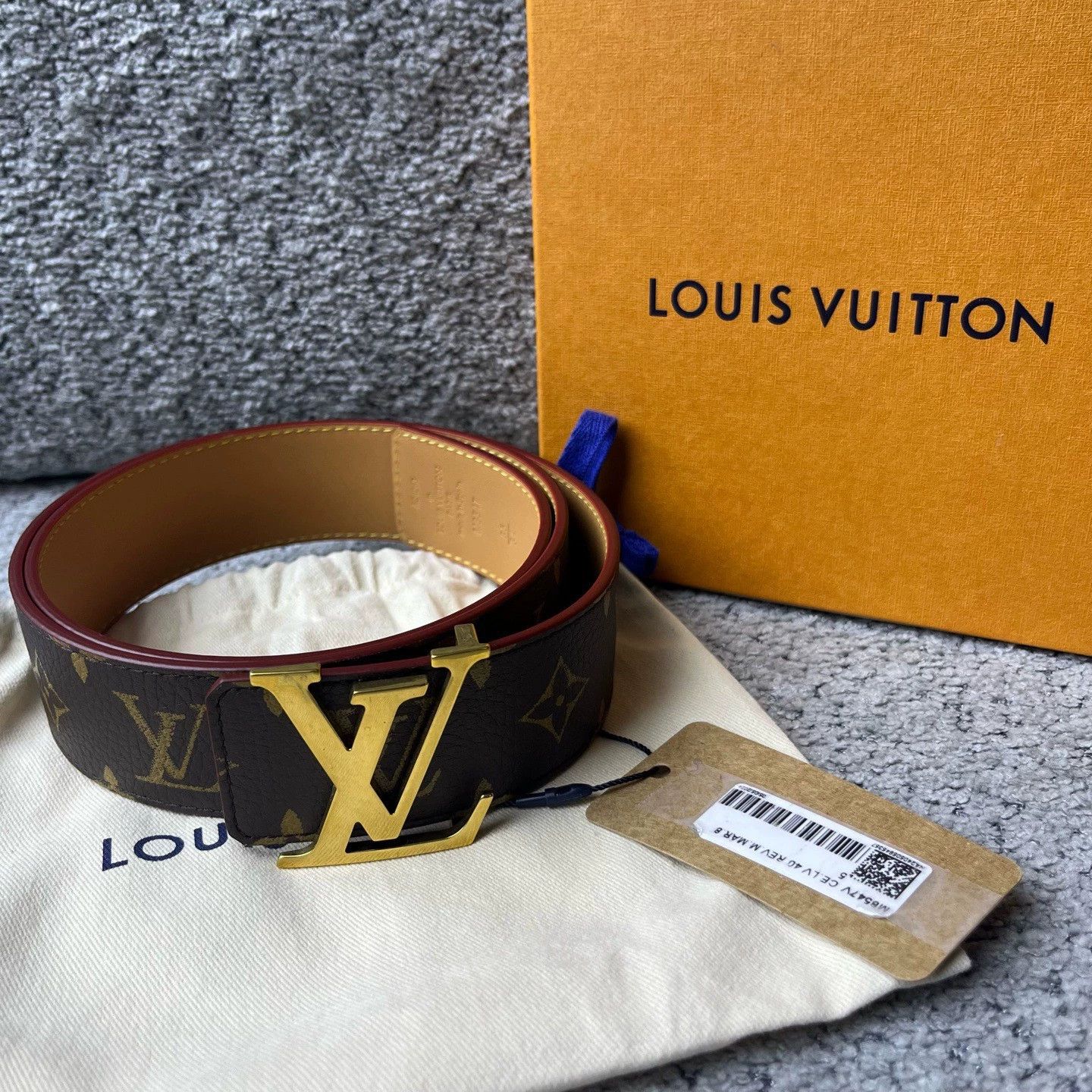 Louis Vuitton louis vuitton brown logo embossed leather belt Size ONE SIZE - 1 Thumbnail