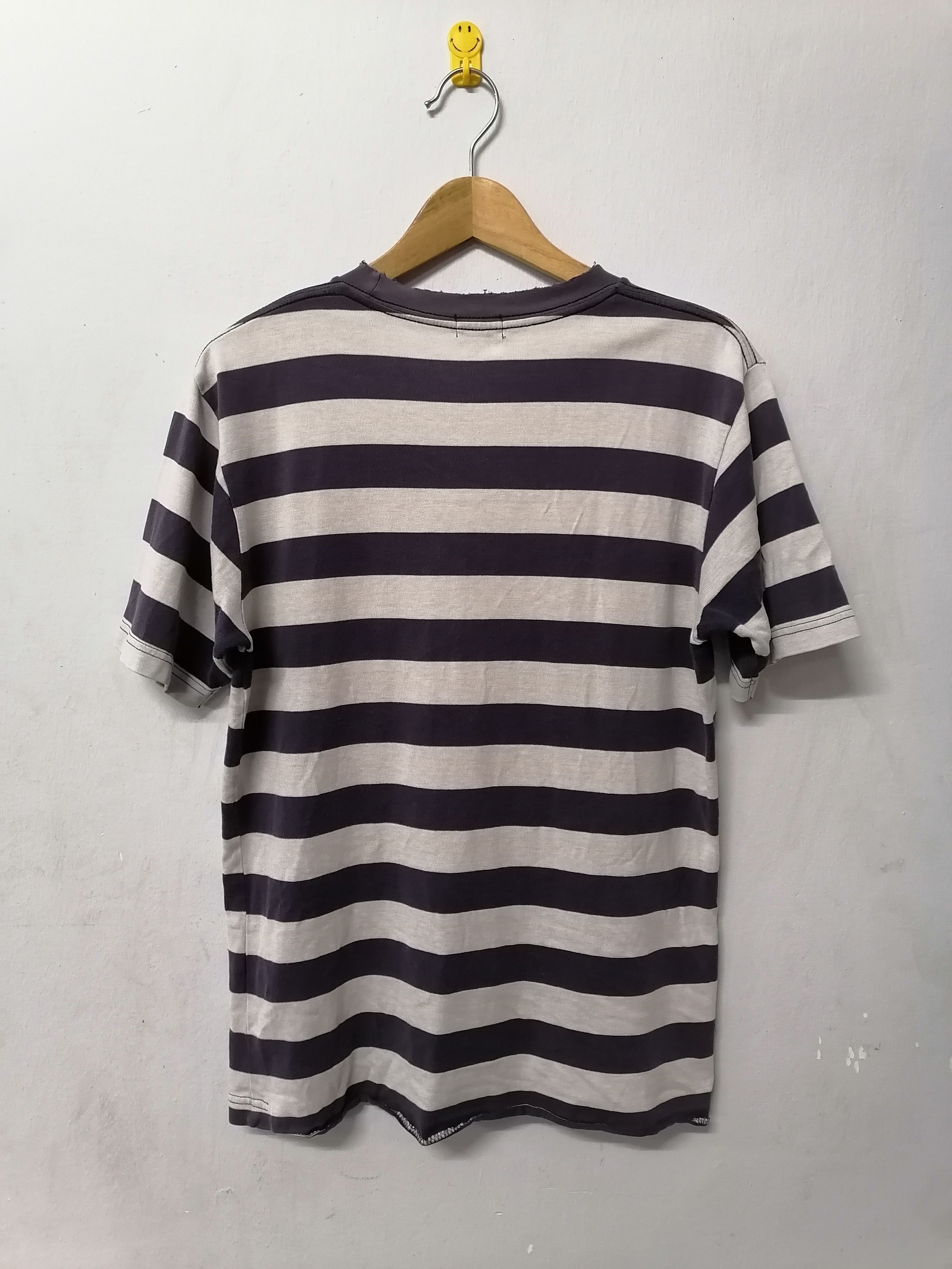 Japanese Brand Trashed Faded Destroy Uniqlo Stripe T-shirt Size US M / EU 48-50 / 2 - 6 Thumbnail