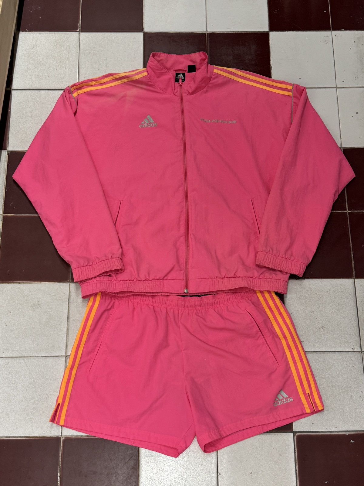 ジャケット・アウター 1 Yeezy Nylon Windbreaker Gosha 1 Yeezy Nylon Windbreaker Gosha