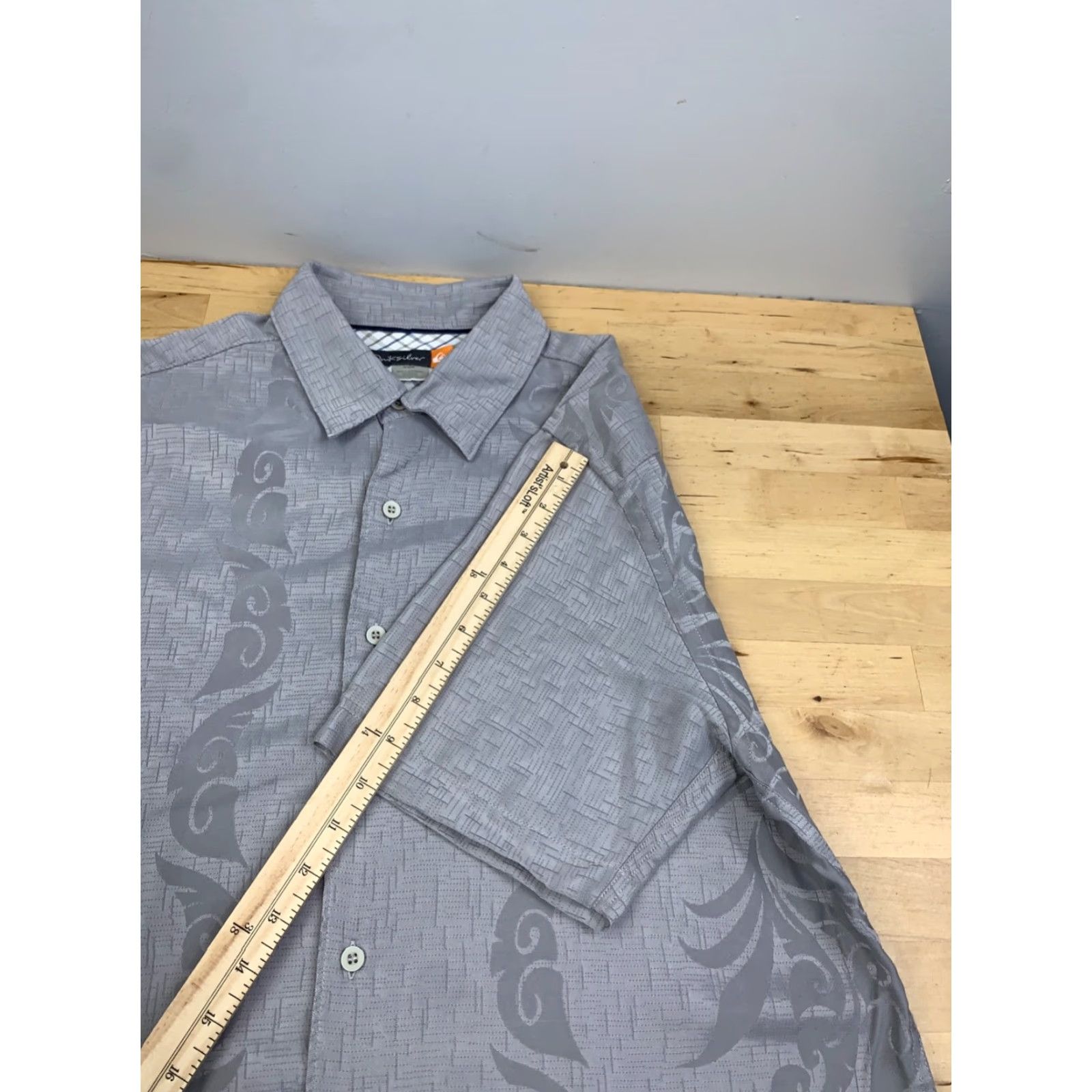 Quiksilver Quiksilver Shirt Mens M Silver Short Sleeve Button Up Casual Tribal Y2K Size US M / EU 48-50 / 2 - 5 Thumbnail