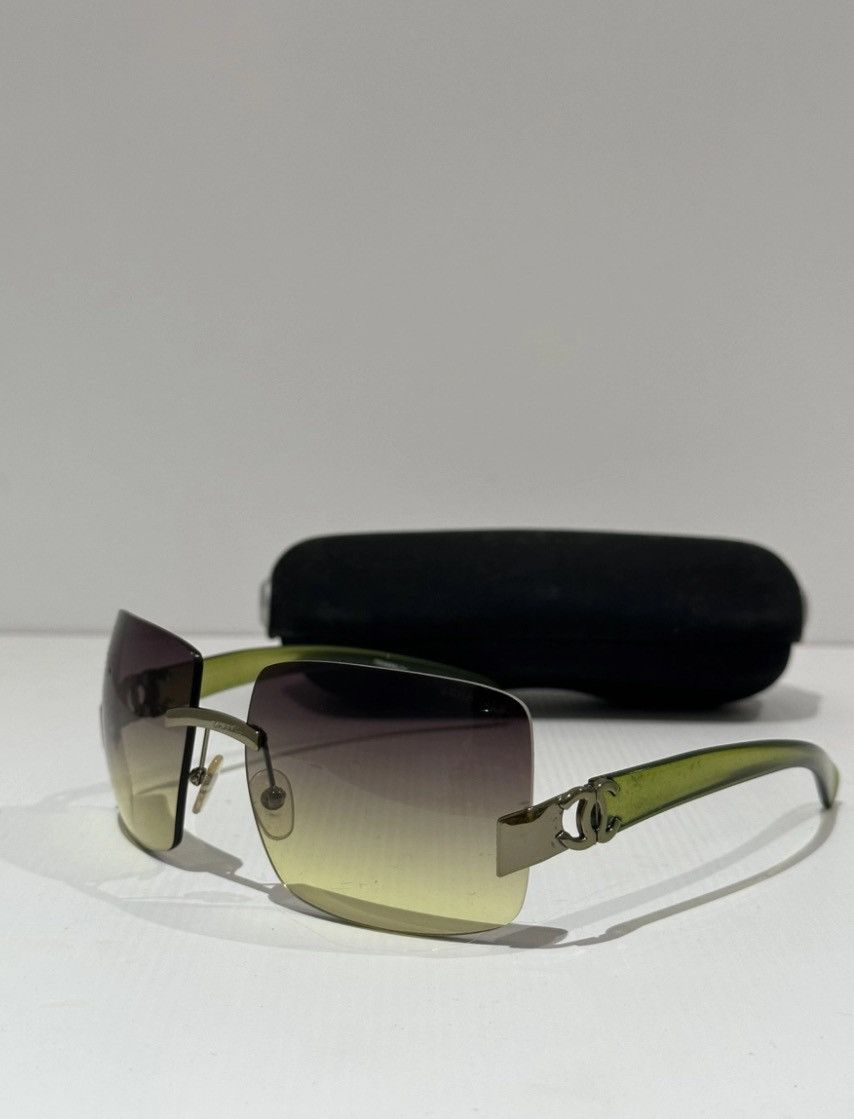 Chanel Chanel Sunglasses 4039 Rhinestone CC 4017 Rimless Vintage Size ONE SIZE - 1 Thumbnail