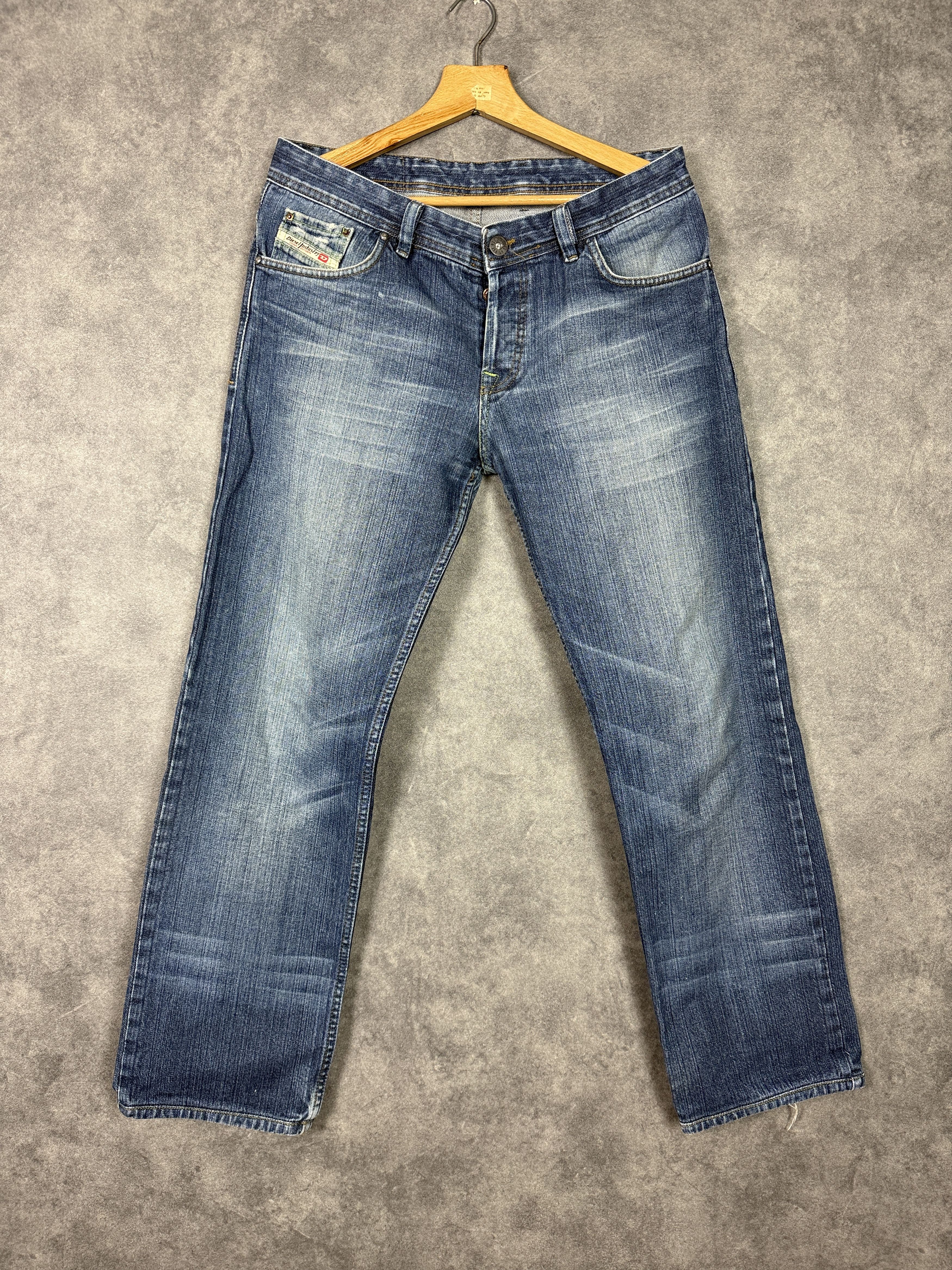 Diesel Diesel denim jeans light blue classic wide fit Size US 33 - 1 Thumbnail