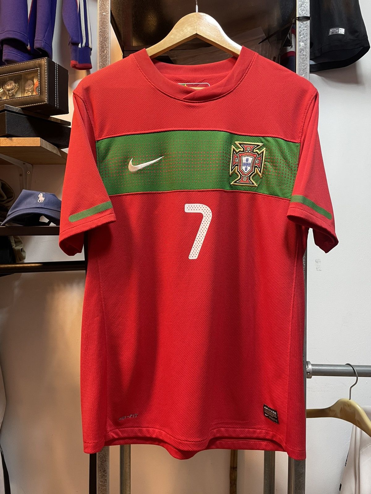 Nike × Vintage 2010 Portugal CR7 Home Kit Size US M / EU 48-50 / 2 - 1 Thumbnail