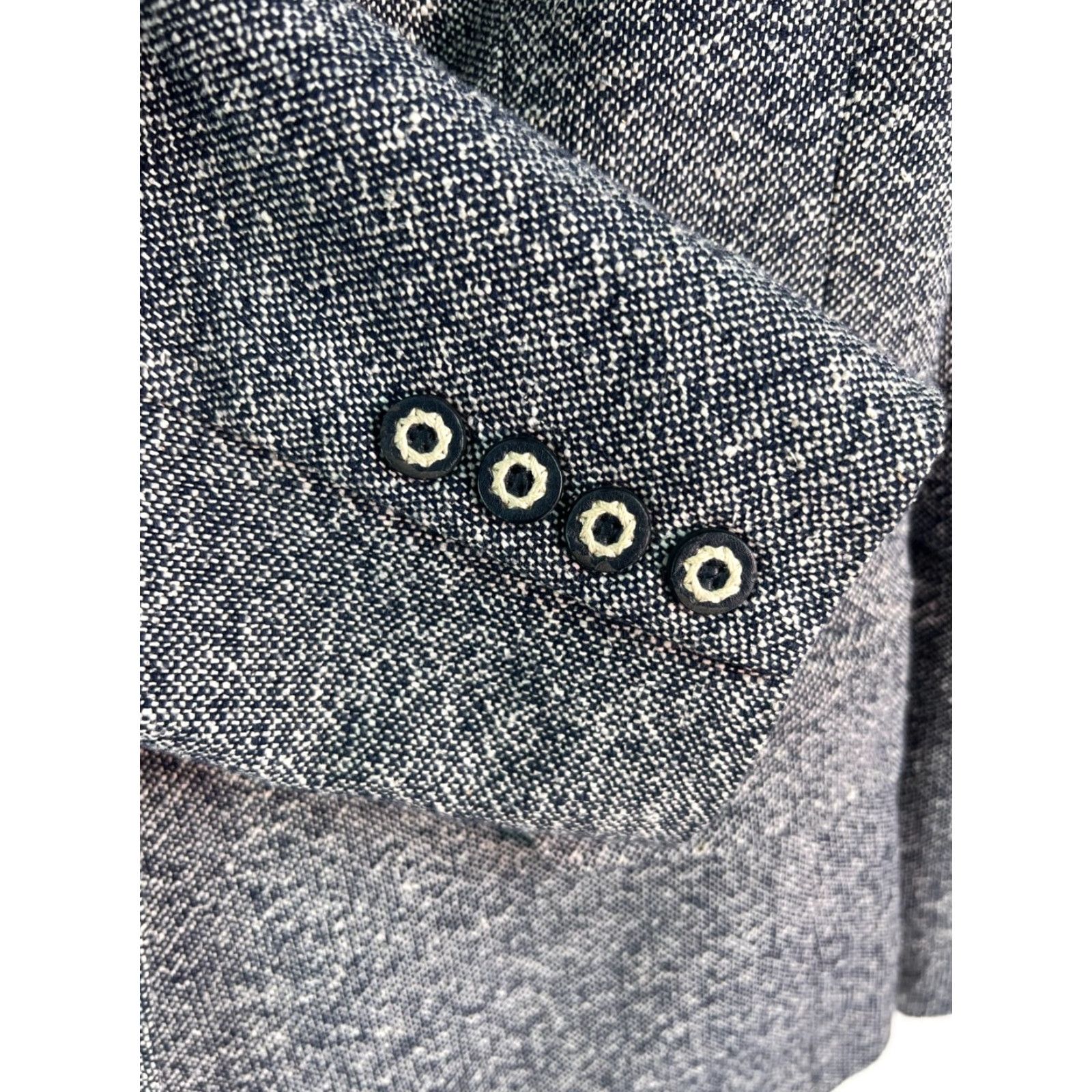 Talbots Talbots Gray One-Button Knotch Point Blazer Dress Jacket 12 Womens Suit Jacket Blazer 12 Gray Size XL / US 12-14 / IT 48-50 - 5 Thumbnail