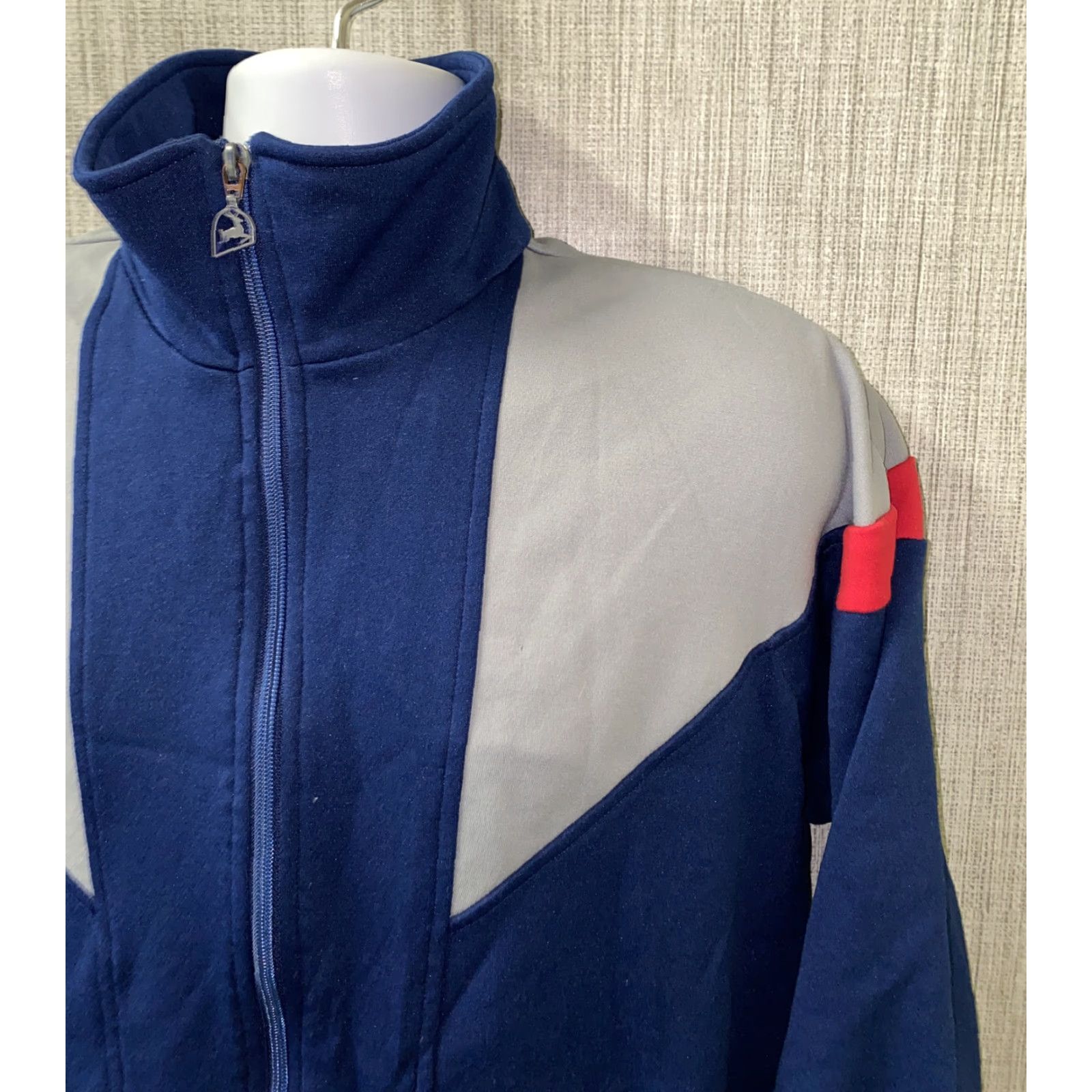 Vintage VINTAGE White Stag Jacket Full Zip Mens L Gray/Blue Casual Polyester Track Style Size US L / EU 52-54 / 3 - 2 Thumbnail