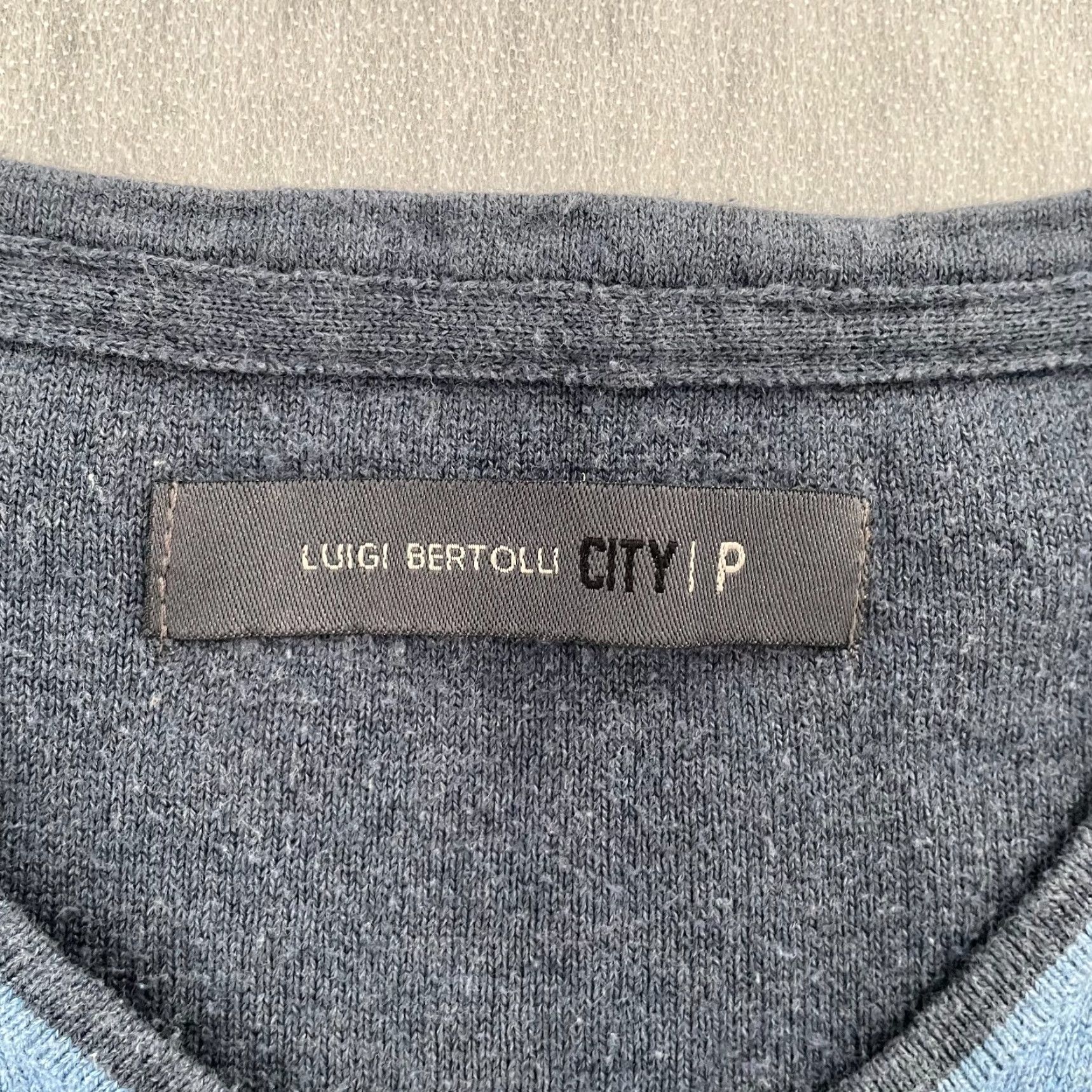 Vintage VINTAGE Luigi Borrelli Sweater Pullover Knit Adult Small Blue City V-Neck Mens Size US S / EU 44-46 / 1 - 4 Thumbnail