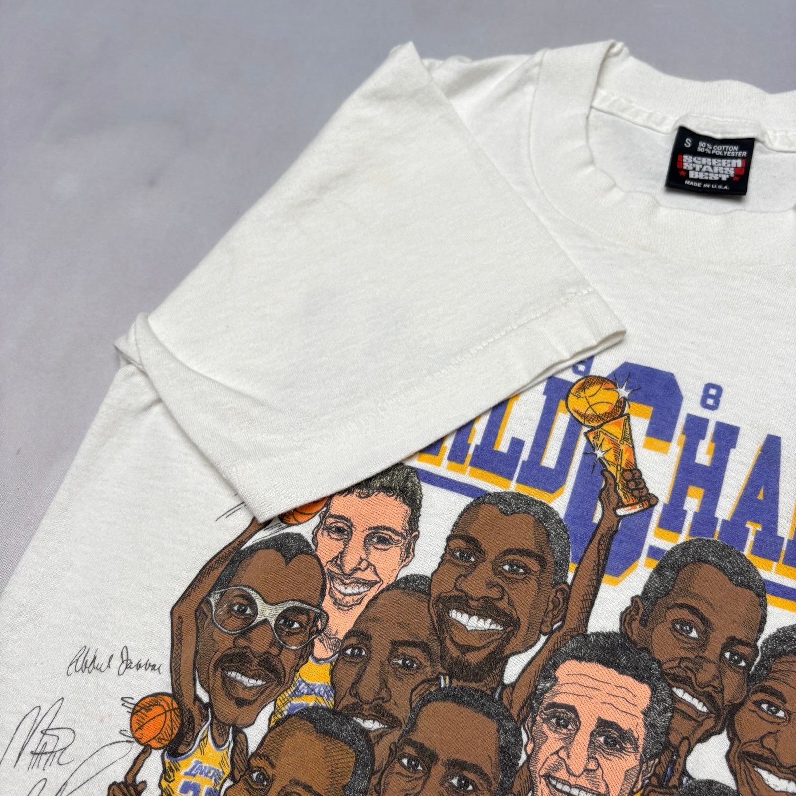 Vintage Vintage 1987 Lakers World Champs Tee Shirt Men's Small Size US S / EU 44-46 / 1 - 6 Thumbnail