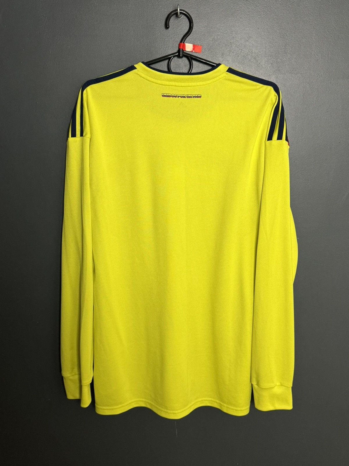 Adidas Colombia National Team 18/19 Home Football Jersey Size US L / EU 52-54 / 3 - 2 Thumbnail