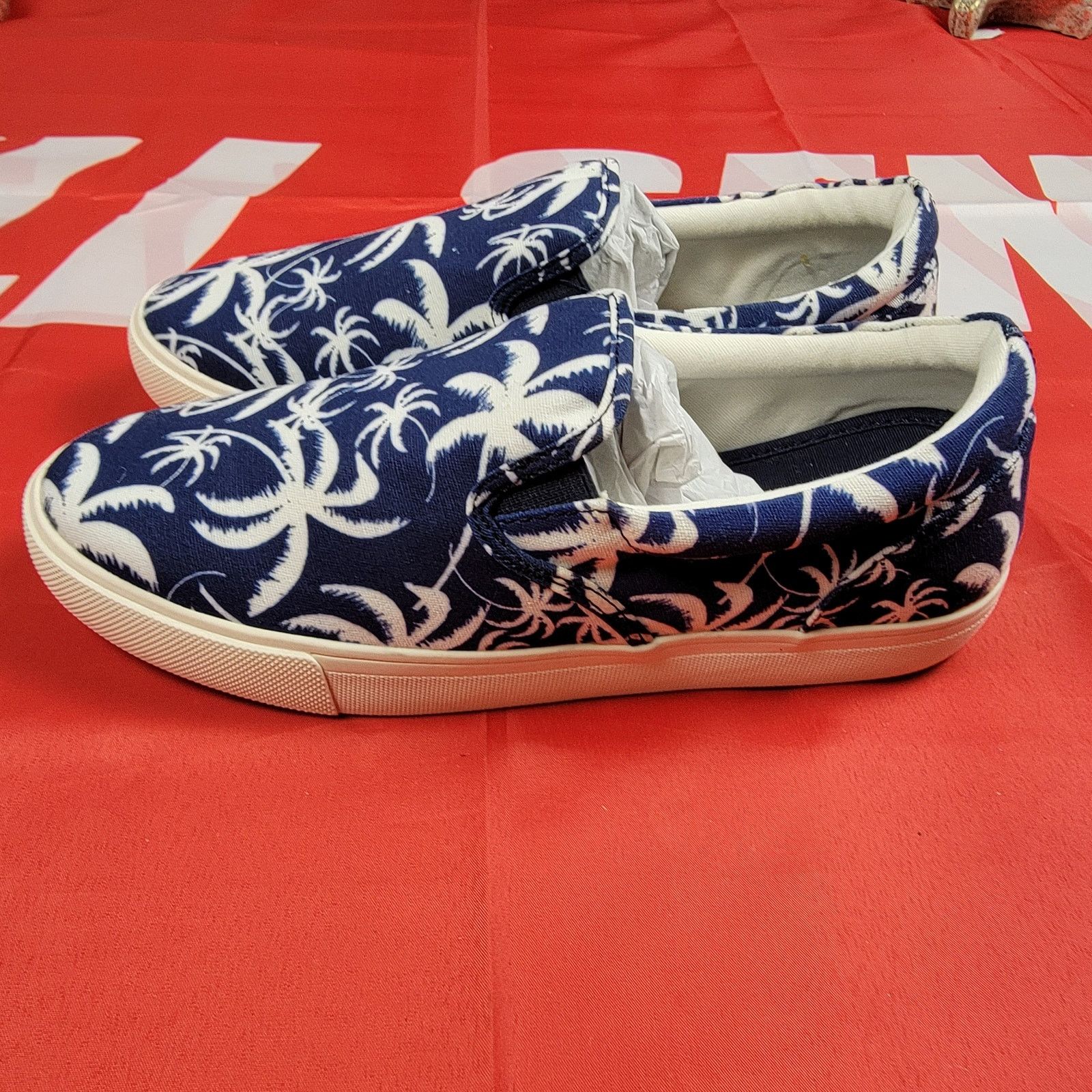 Club Room Club Room Slip On Tate Navy Palm Sz 8M 100147497 Size US 8 / EU 41 - 2 Thumbnail