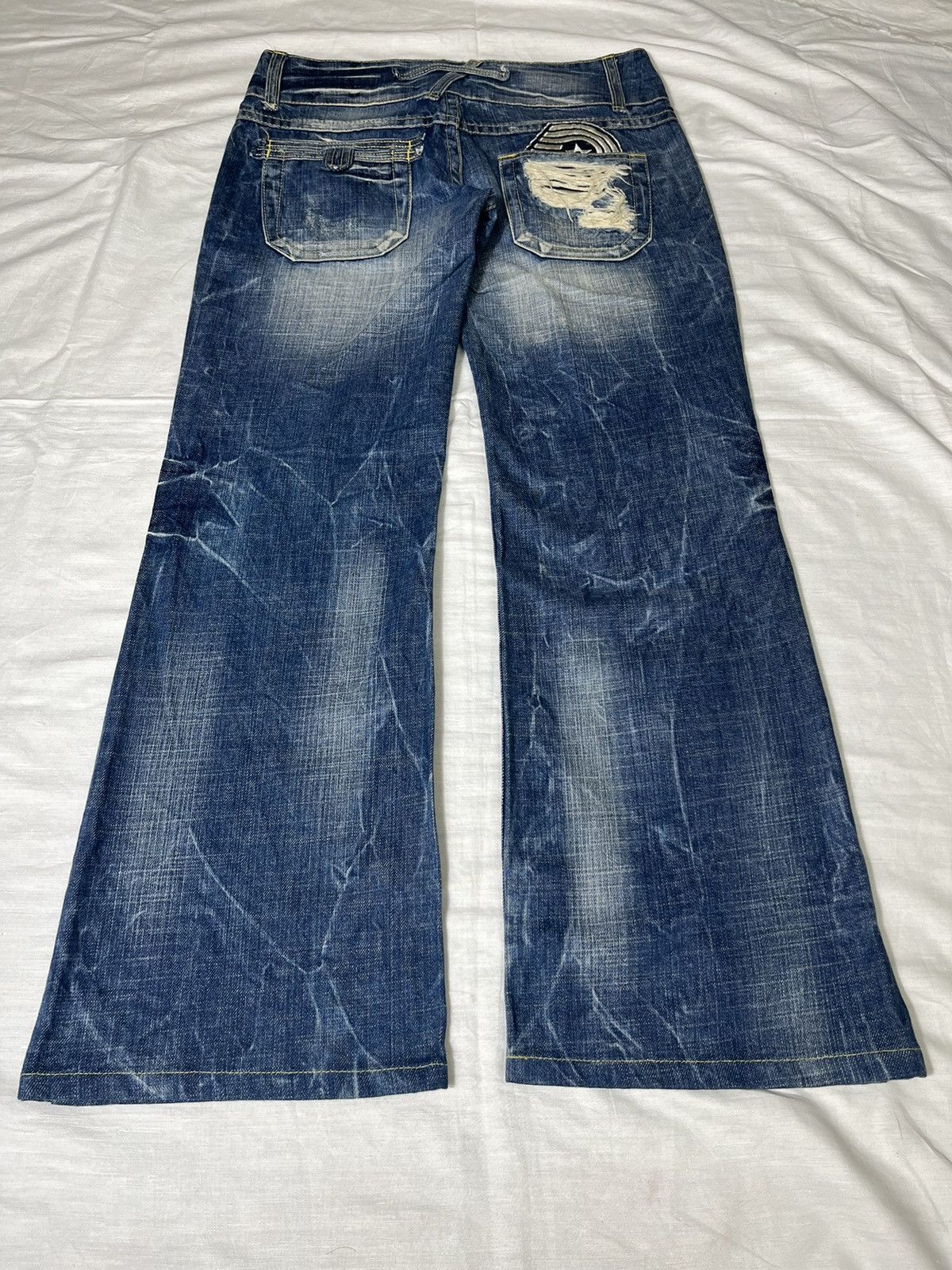 If Six Was Nine × Japanese Brand × Le Grande Bleu (L.G.B.) 33" Red Pepper Jeans Distressed Bootcut Size 33" - 4 Thumbnail
