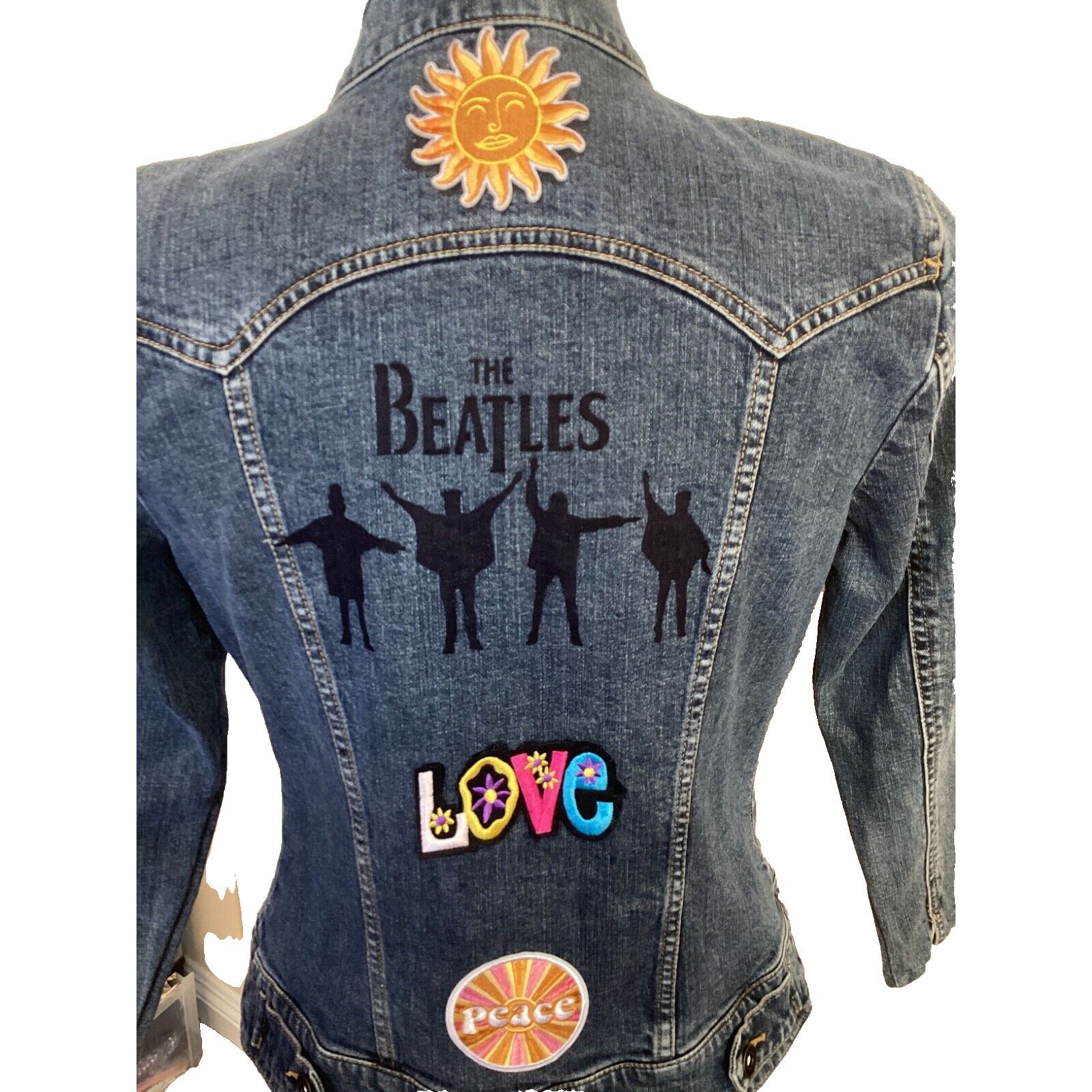 I.N.C THE BEATLES FAB FOUR HIPPIE LOVE PEACE TRUCKER JEAN JACKET Size M / US 6-8 / IT 42-44 - 1 Thumbnail