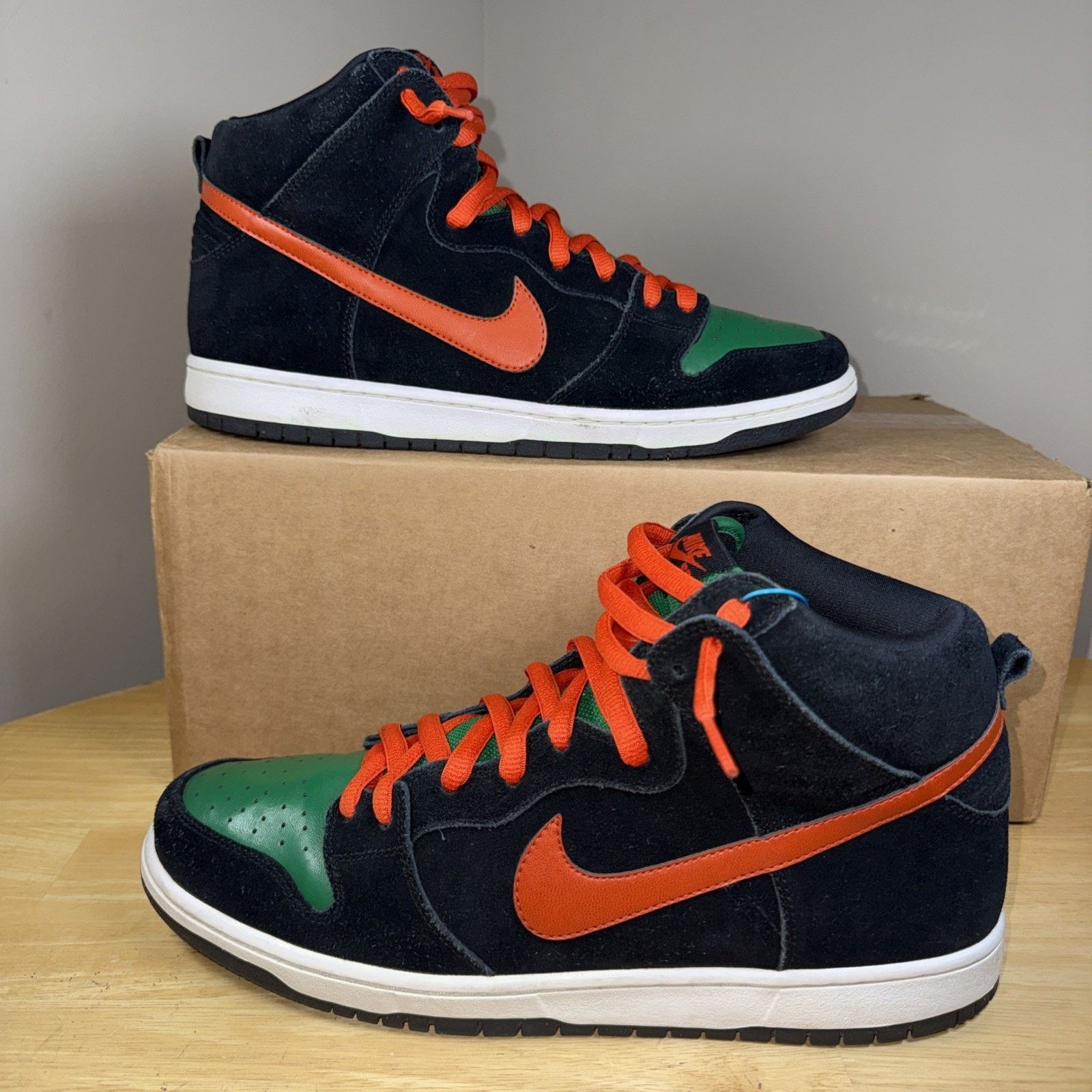 Nike Nike SB Dunk High Pro Jagermeister Roller Derby Mens Size 13 Size US 13 / EU 46 - 2 Thumbnail
