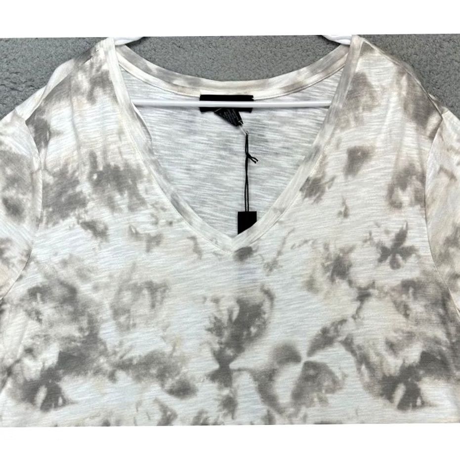 Vintage Tahari Top Womens 2X Plus White Grey Tie-Dye V-Neck Blouse Size XXL / US 16-18 / IT 52-54 - 2 Thumbnail