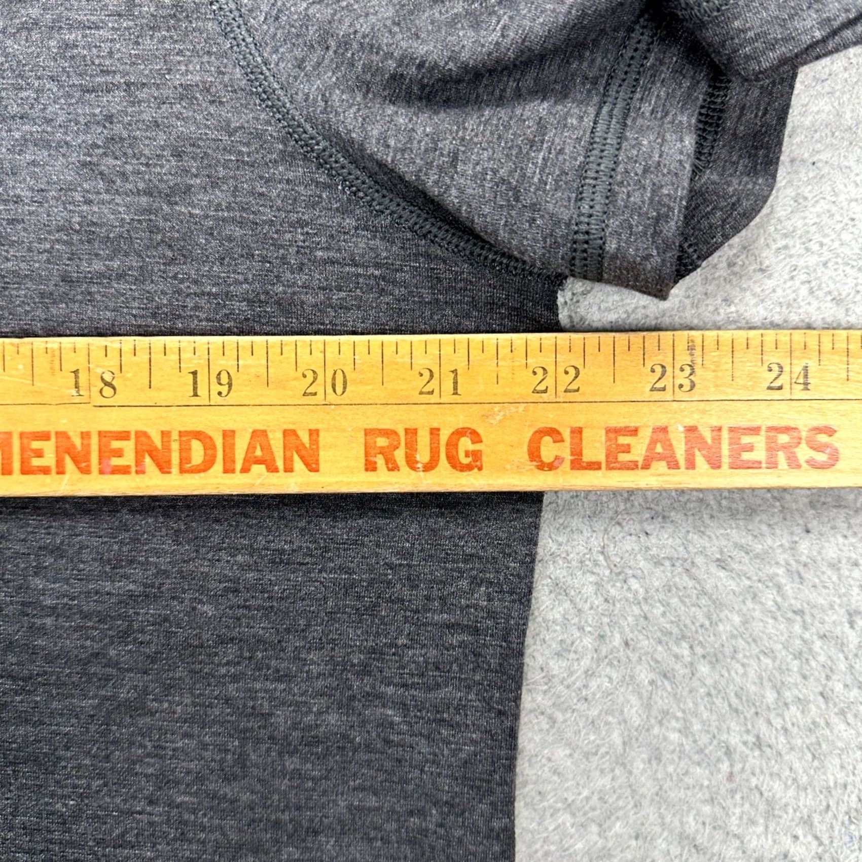Lululemon Lululemon T-Shirt Men Large Dark Gray Athletic Short Sleeve Logo Breathing Crew Neck Shirt Size US L / EU 52-54 / 3 - 5 Thumbnail