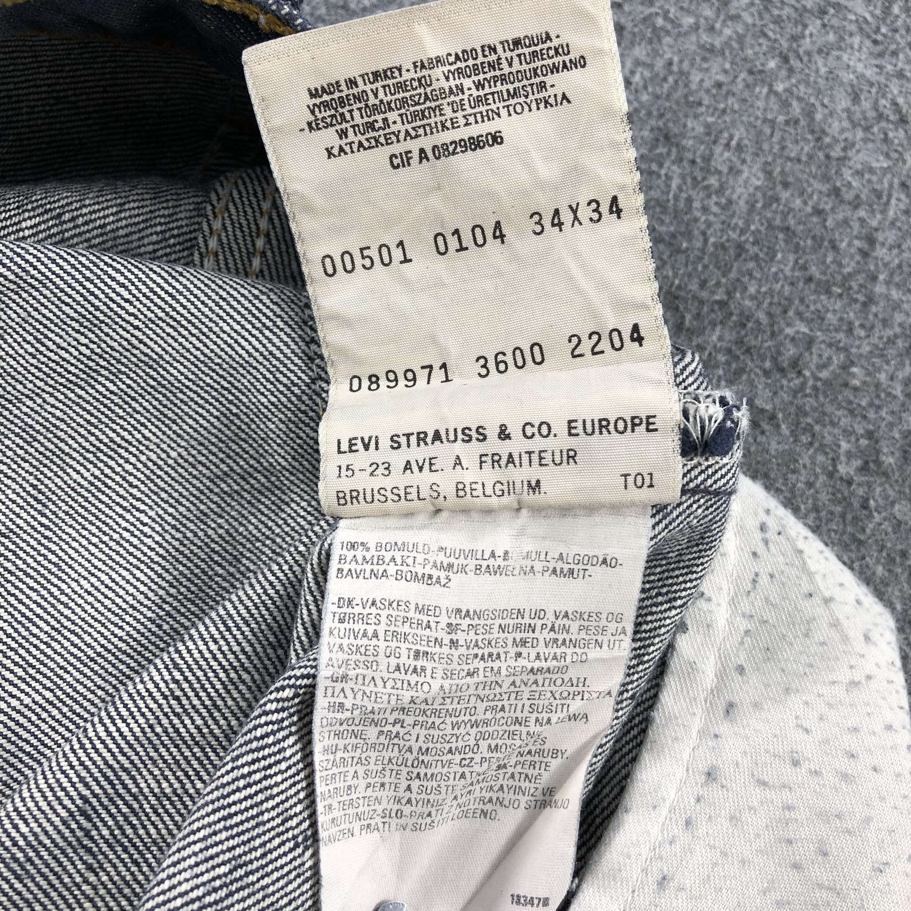 Levi's Vintage 90s Distress Levis 501 Jeans-JM1571 Size US 33 - 12 Thumbnail