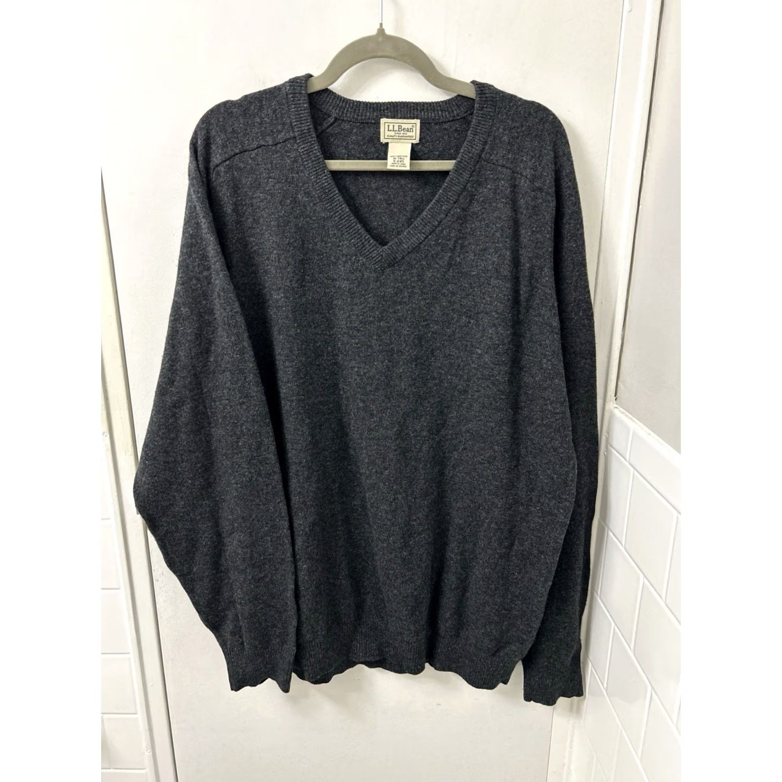 Vintage VINTAGE is not applicable here. I cannot produce the requested title. Size US XL / EU 56 / 4 - 2 Thumbnail