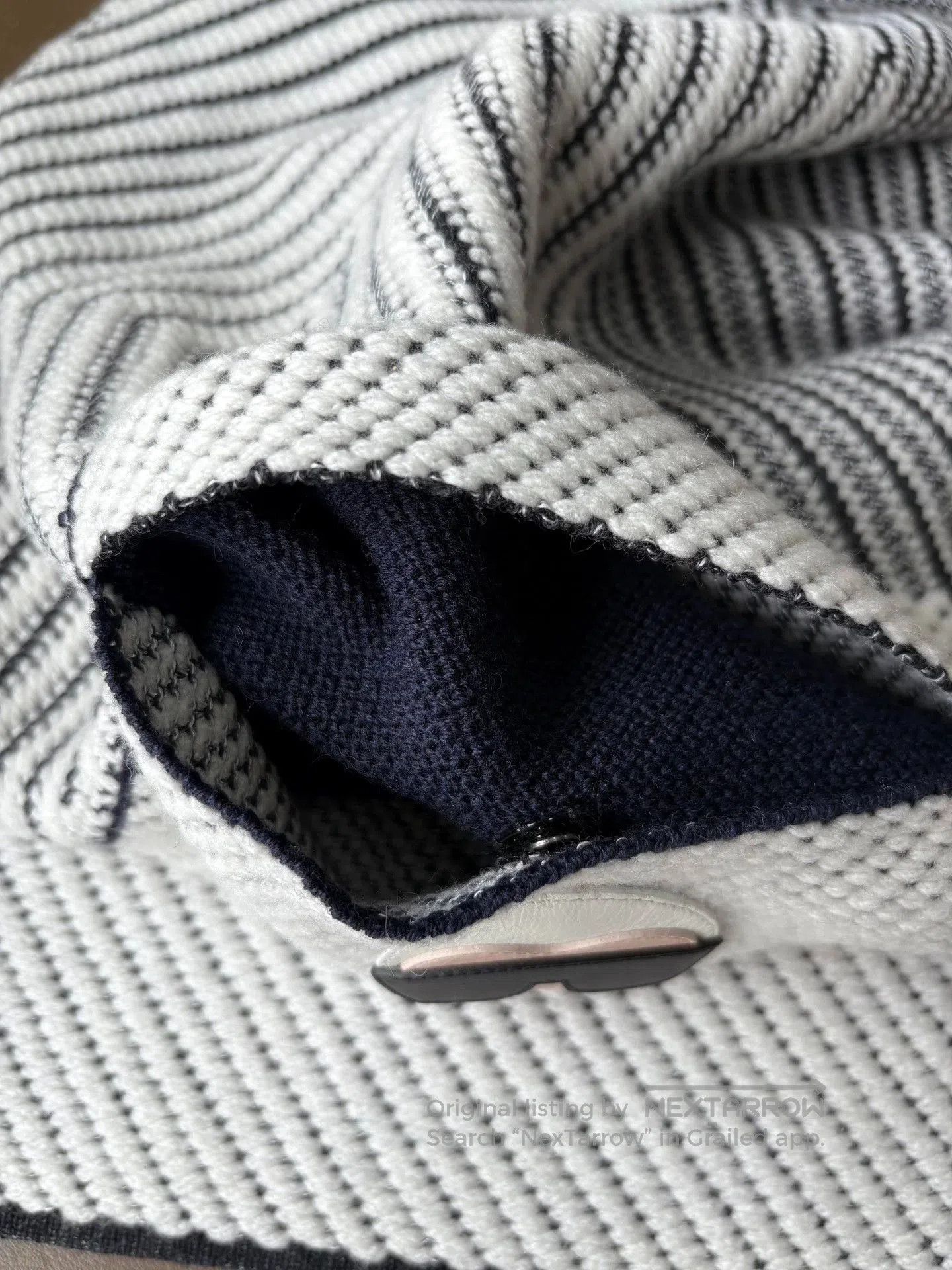 Fendi fendi black and white cashmere scarf. Size ONE SIZE - 9 Thumbnail