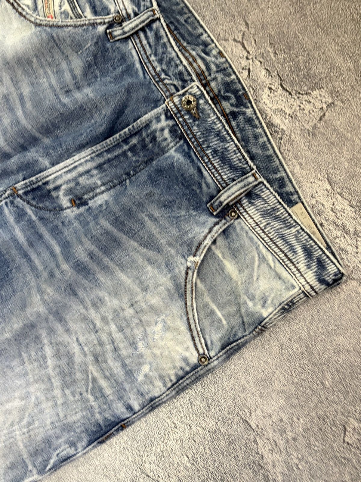Diesel DIESEL Krooley Slim Carrot Distressed Blue Jeans W36 L34 Size US 36 / EU 52 - 13 Thumbnail