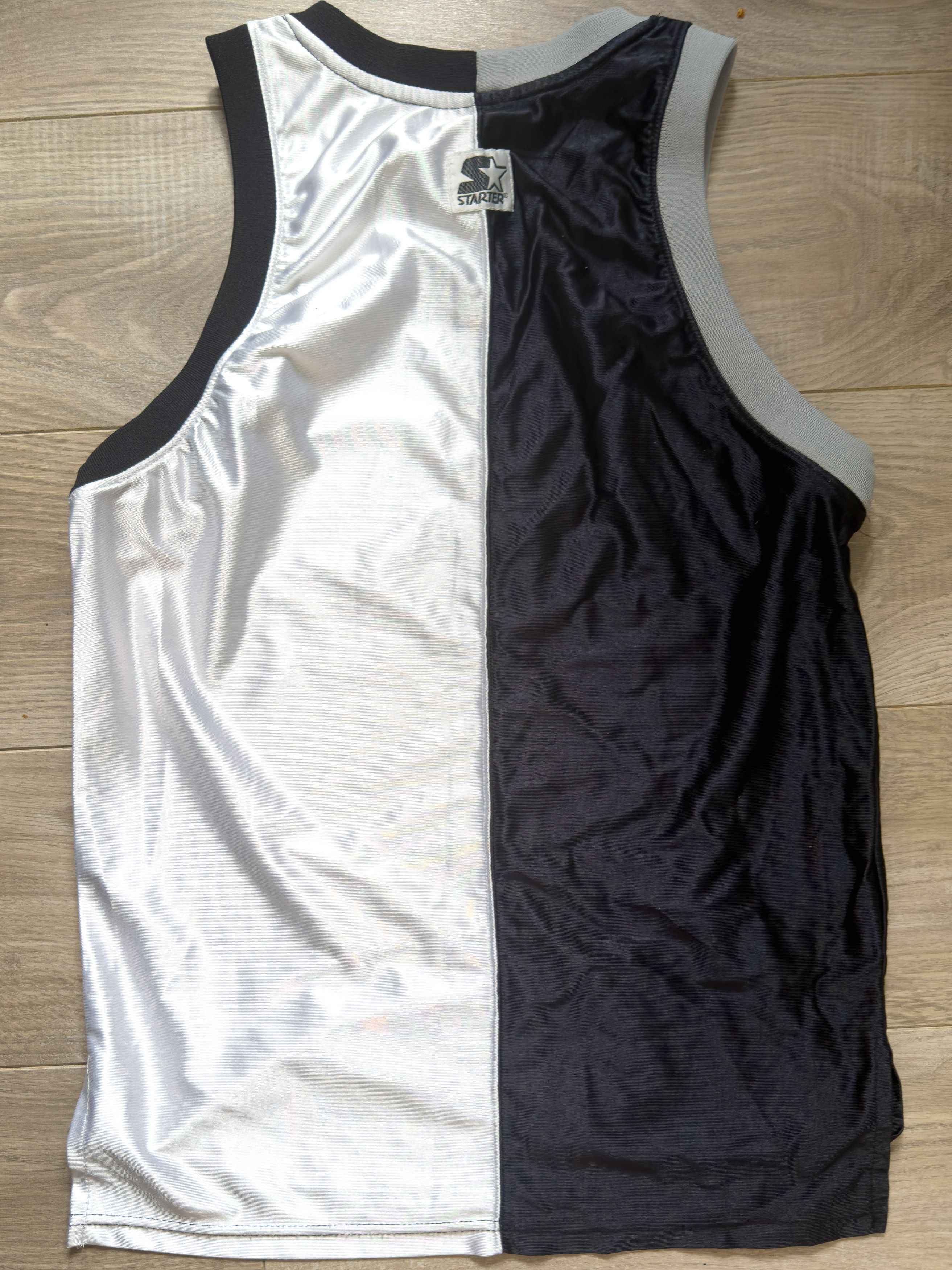 Starter Vintage Starter San Antonio Spurs Split Jersey (Black/White) Size US S / EU 44-46 / 1 - 8 Thumbnail