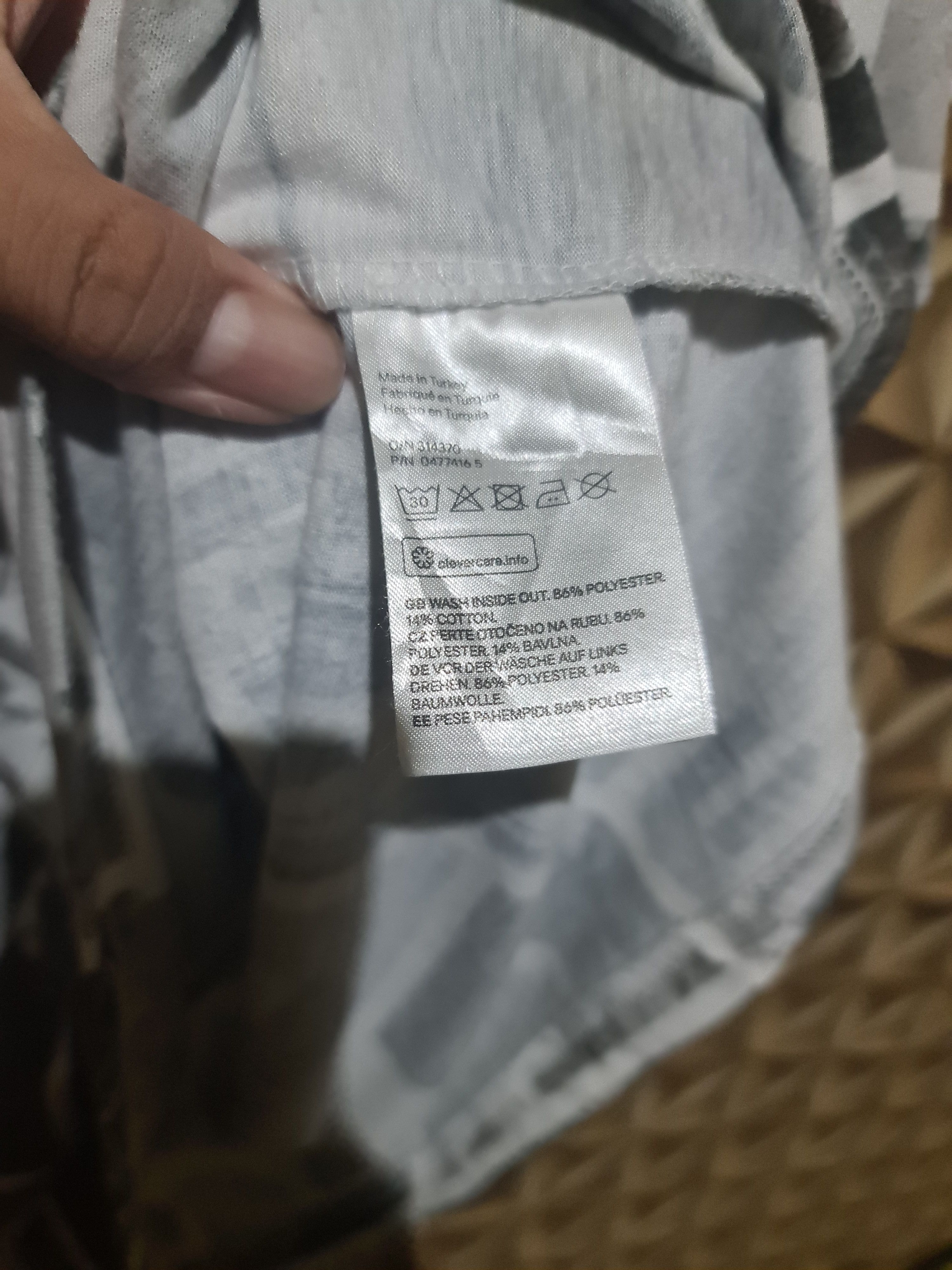 H&M H&M CITY T-SHIRT Size US XXL / EU 58 / 5 - 3 Thumbnail