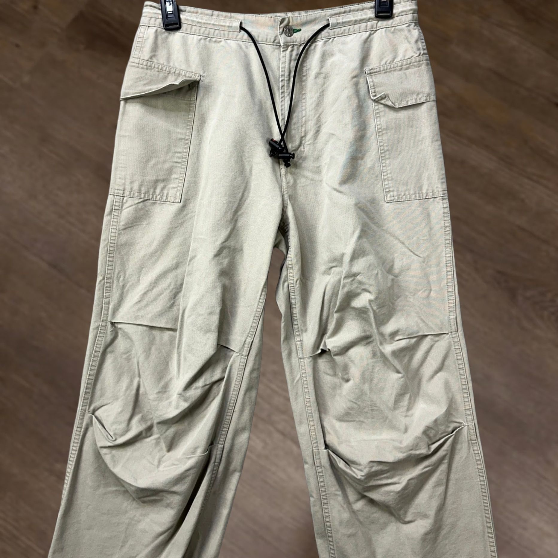 Vintage Tommy Jeans Cargo Pants Men 34X32 Tan Cotton Relaxed Fit Drawstring Pockets Flat Front Straight Leg EUC Size US 34 / EU 50 - 1 Thumbnail