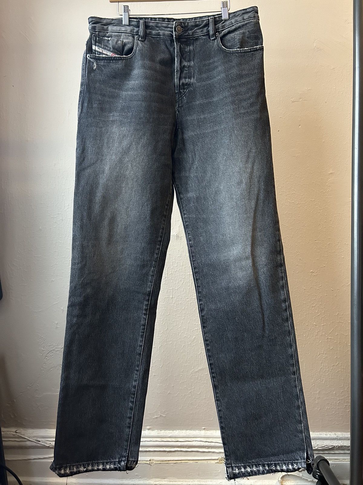 image of Diesel 1955 D-Rekiv Straight Jeans in Black, Men's (Size 36)