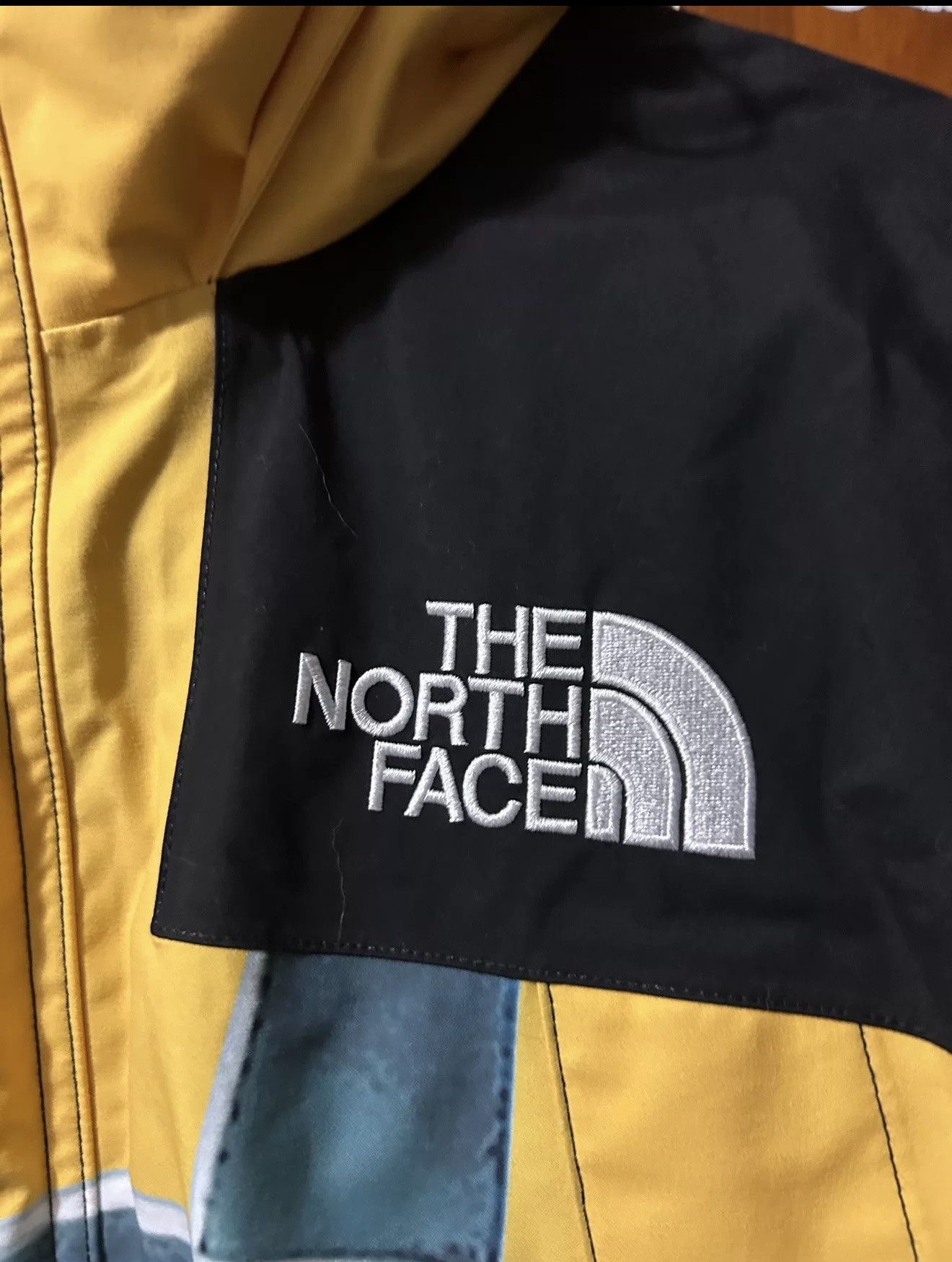 Supreme × The North Face Supreme tnf north face statue of liberty mountain jacket Size US L / EU 52-54 / 3 - 4 Thumbnail