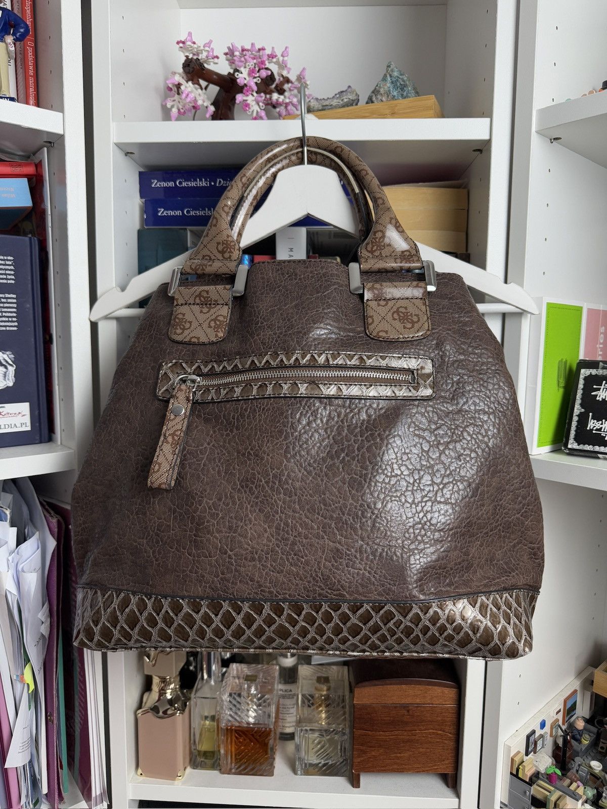 Designer × Guess Vintage y2k Guess monogram hand shoulder bag avantgarde Size ONE SIZE - 2 Thumbnail