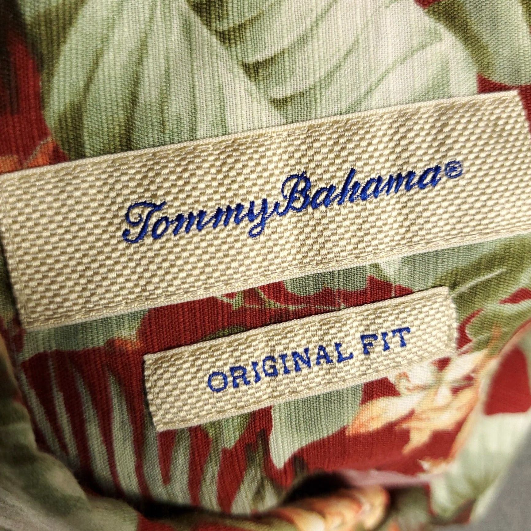 Tommy Bahama Tommy Bahama Shirt Mens Large Red Floral Hawaiian Button-Up Short Sleeve Silk Cotton Casual Elegant Modern Mens L Red Floral Hawaiian Button-Up Size US L / EU 52-54 / 3 - 7 Thumbnail