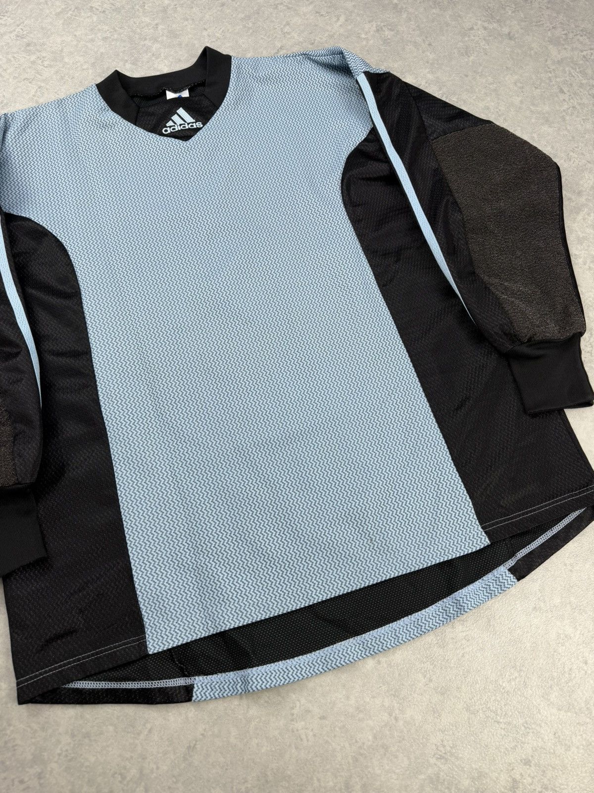 Adidas Vintage Adidas Windstopper Goalkeeper Soccer Jersey Size L Size US L / EU 52-54 / 3 - 3 Thumbnail