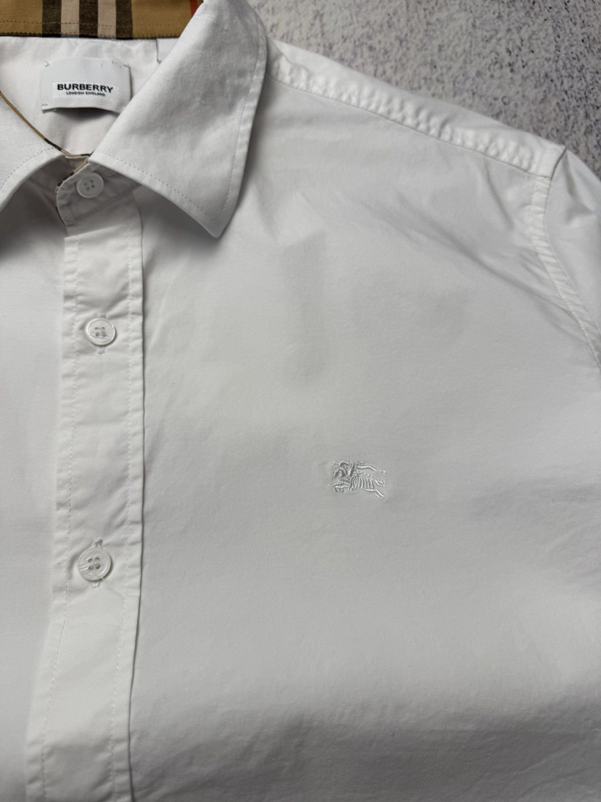 Burberry Burberry White Button Up Shirt Size US L / EU 52-54 / 3 - 13 Thumbnail