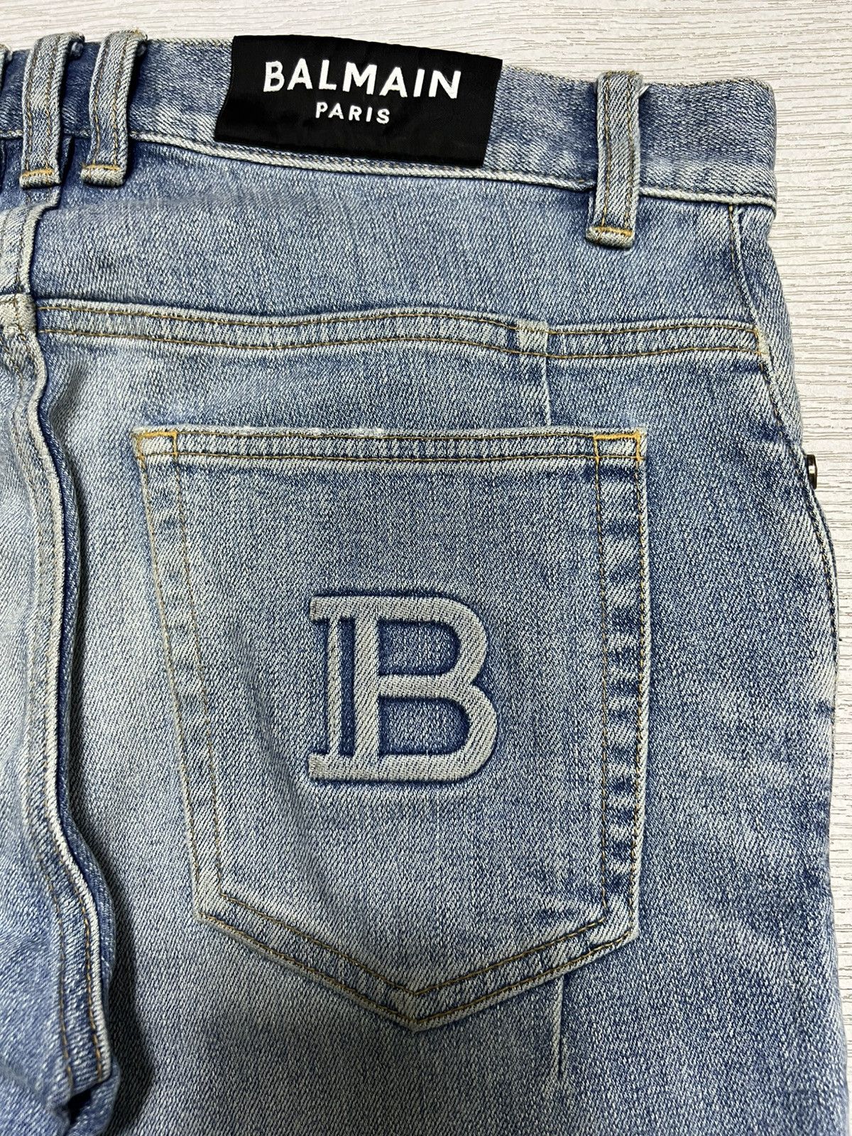 Balmain Balmain - S/S ‘21 - Embossed Logo Skinny Jeans Size US 30 / EU 46 - 12 Thumbnail