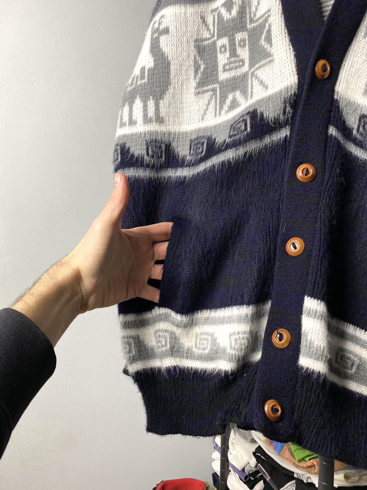 Japanese Brand Vintage 1990’s Inca Artesanias Cardigan Sweater Aztec Wool Size US L / EU 52-54 / 3 - 7 Thumbnail